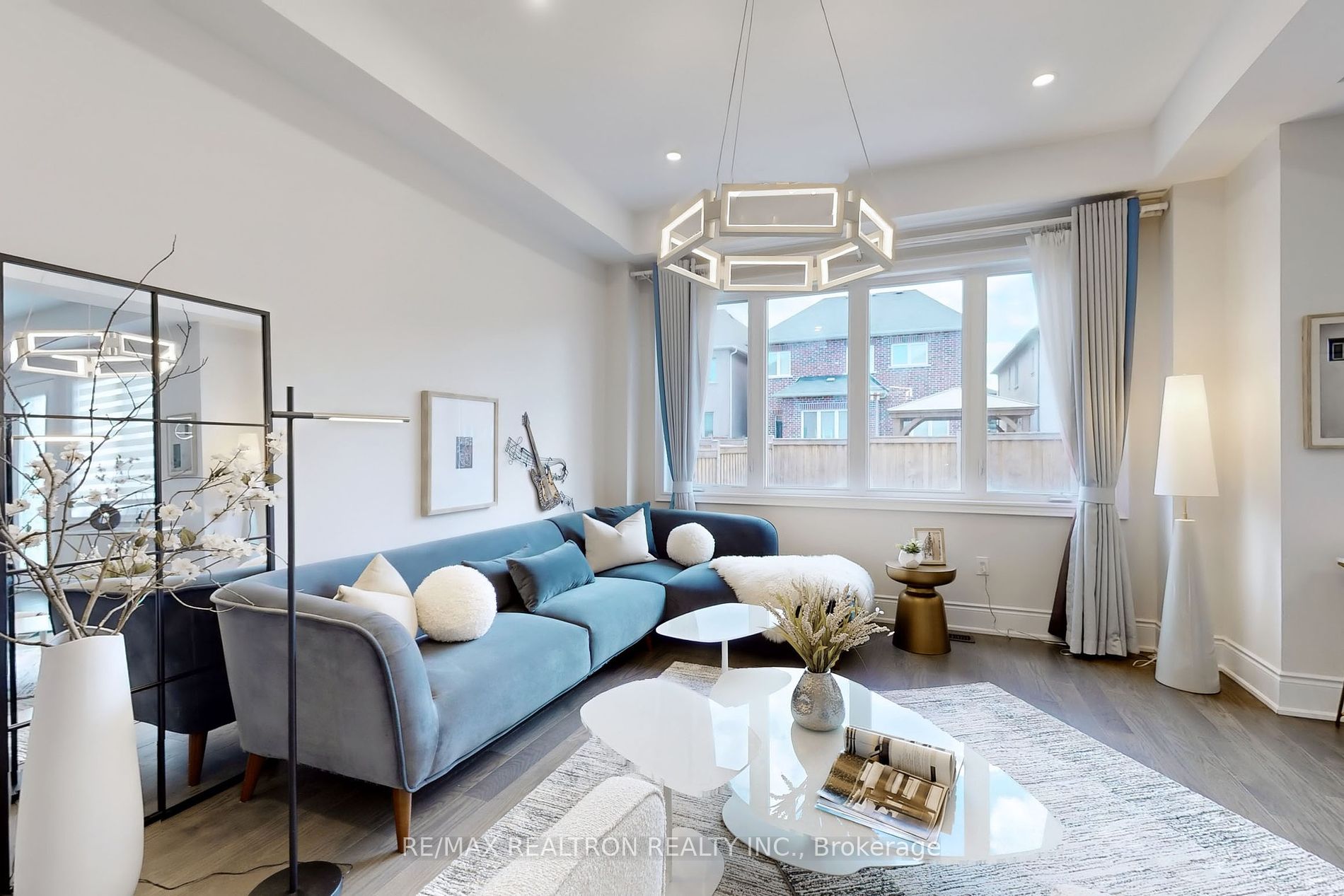 149 Conklin Cres