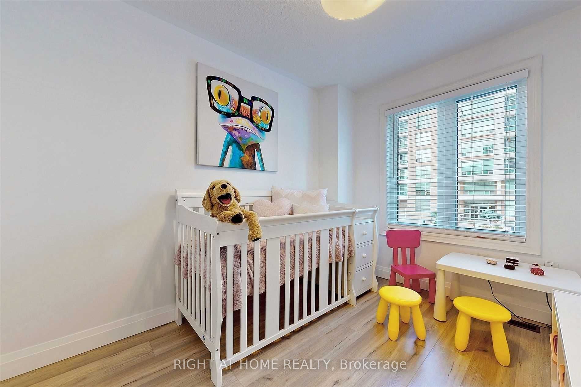 735 New Westminster Dr, #2