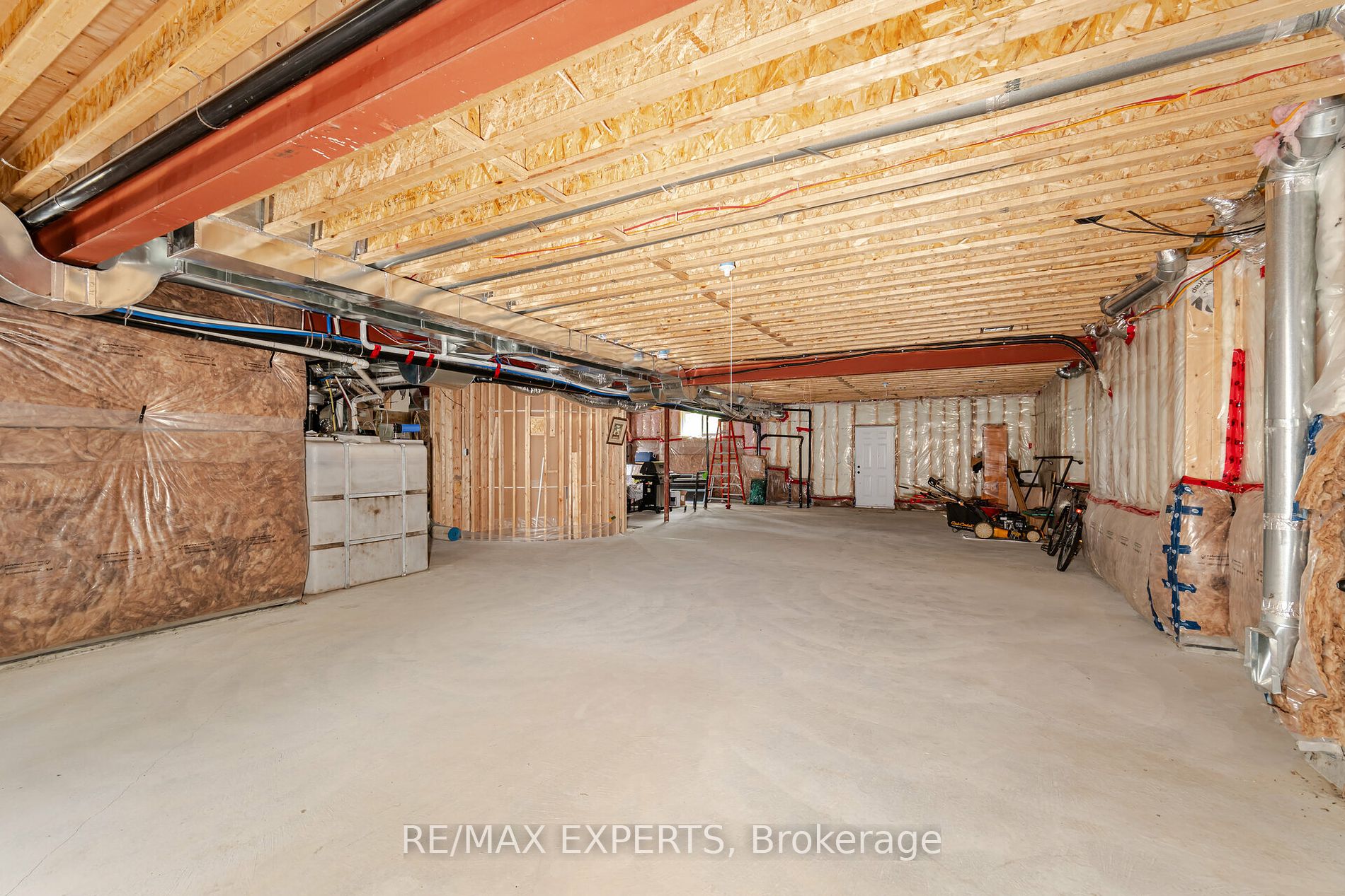 6 Old Forge Dr