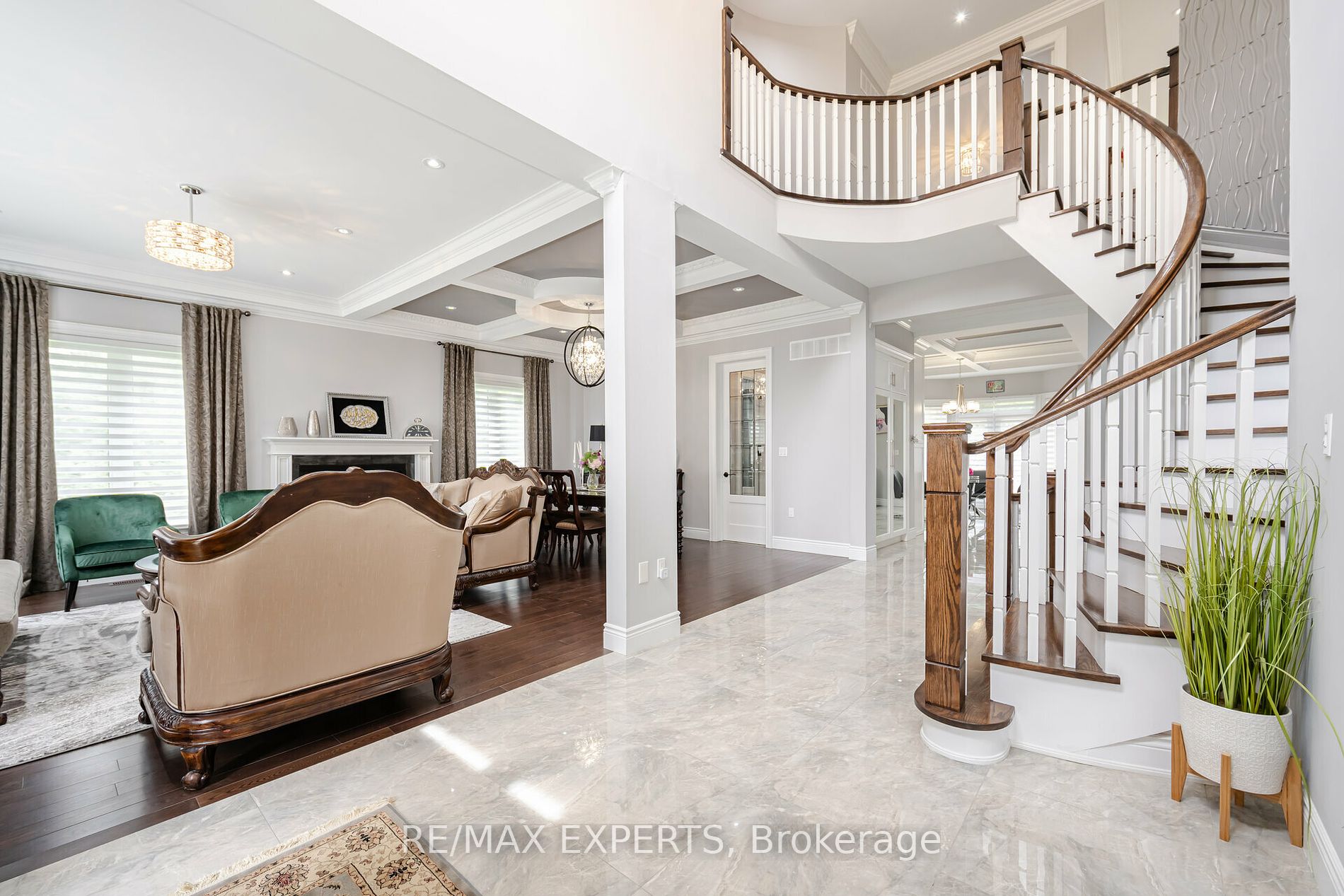 6 Old Forge Dr