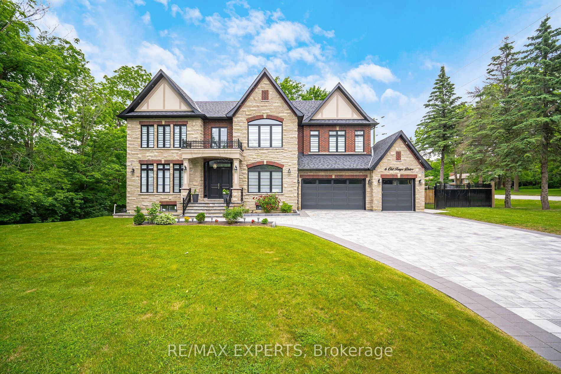 6 Old Forge Dr
