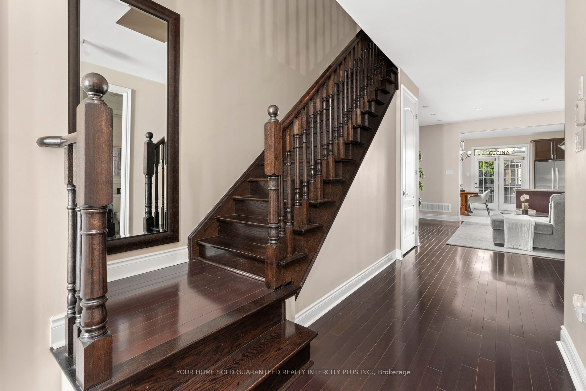 137 Lindbergh Dr