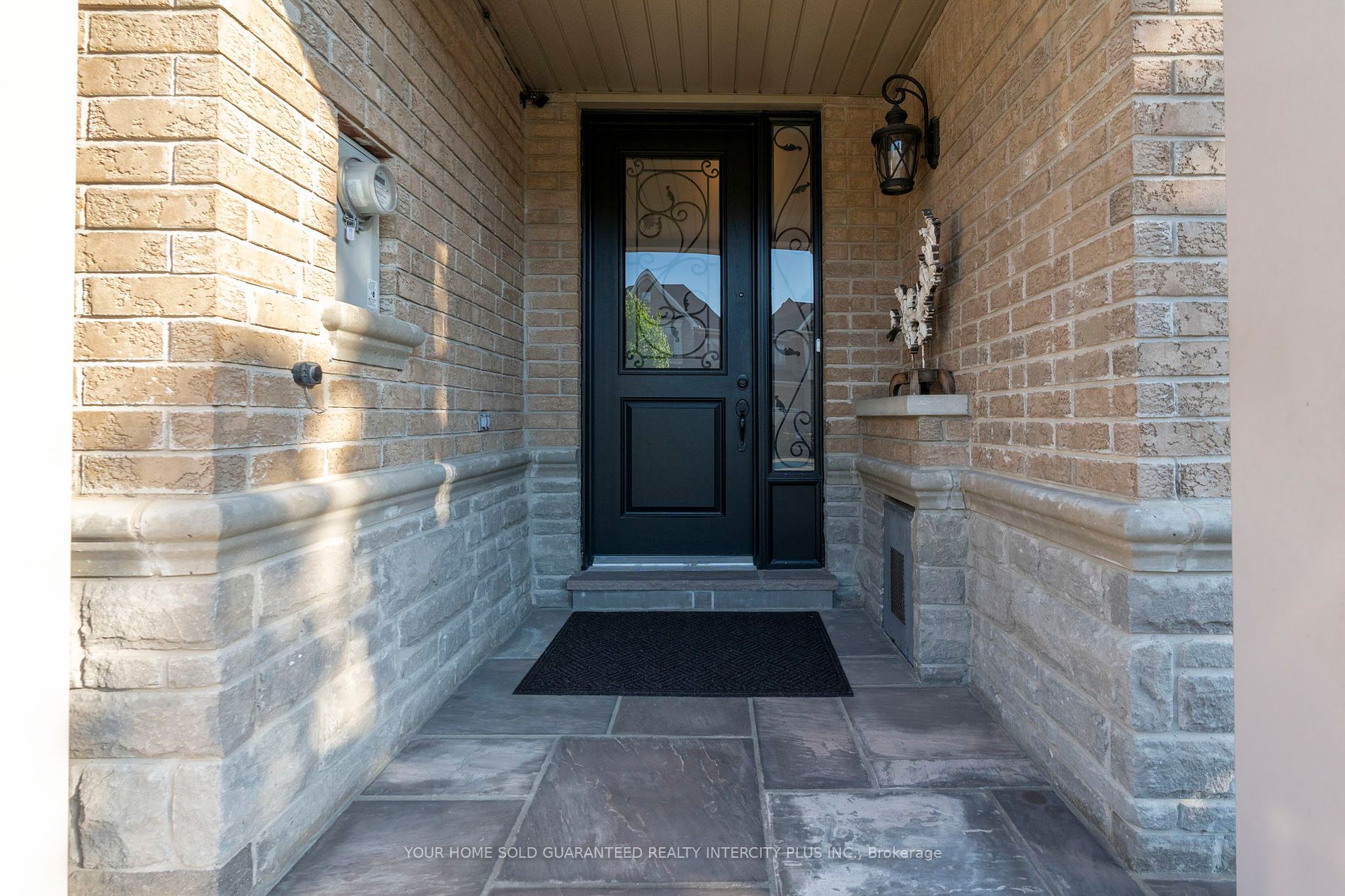 137 Lindbergh Dr