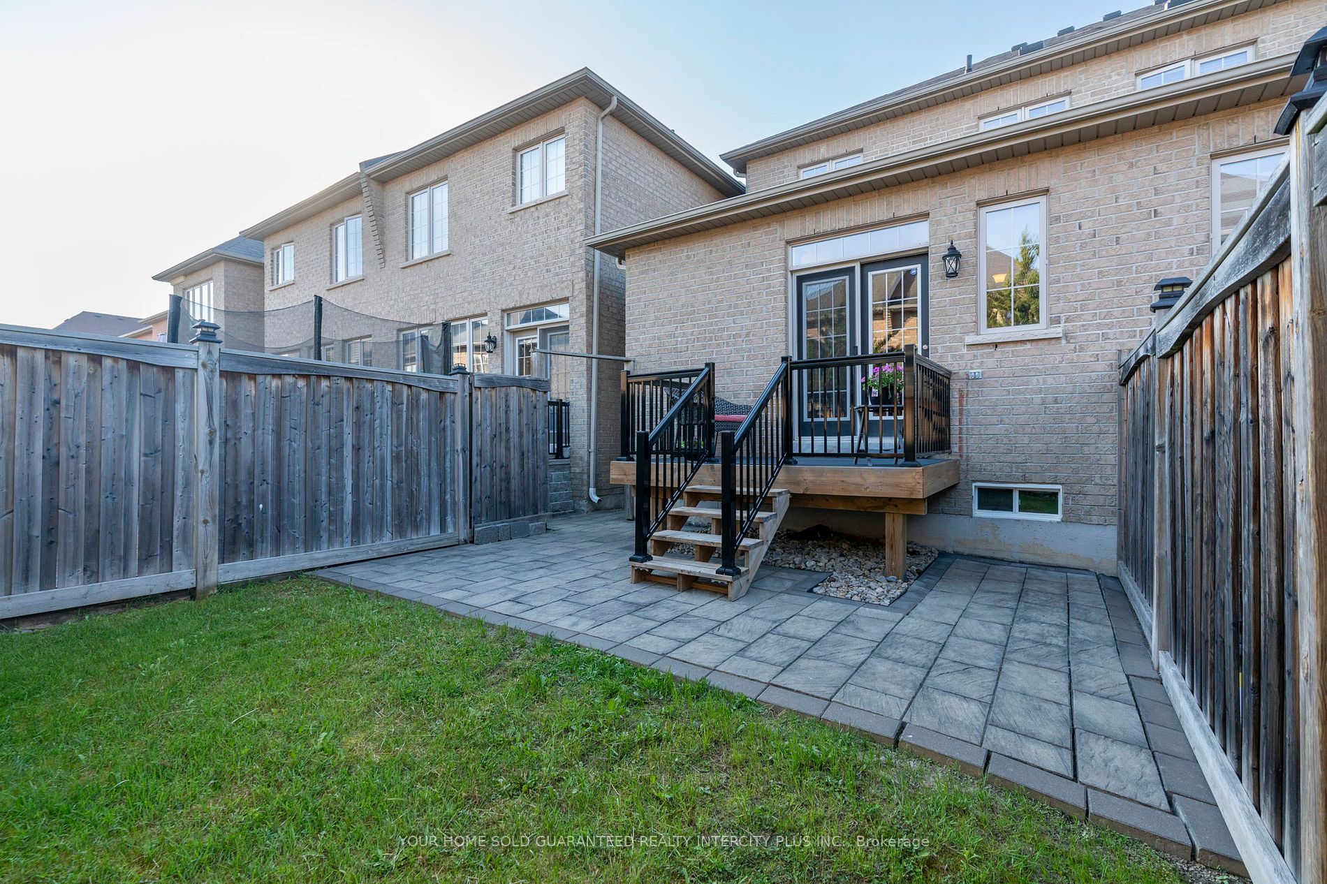 137 Lindbergh Dr