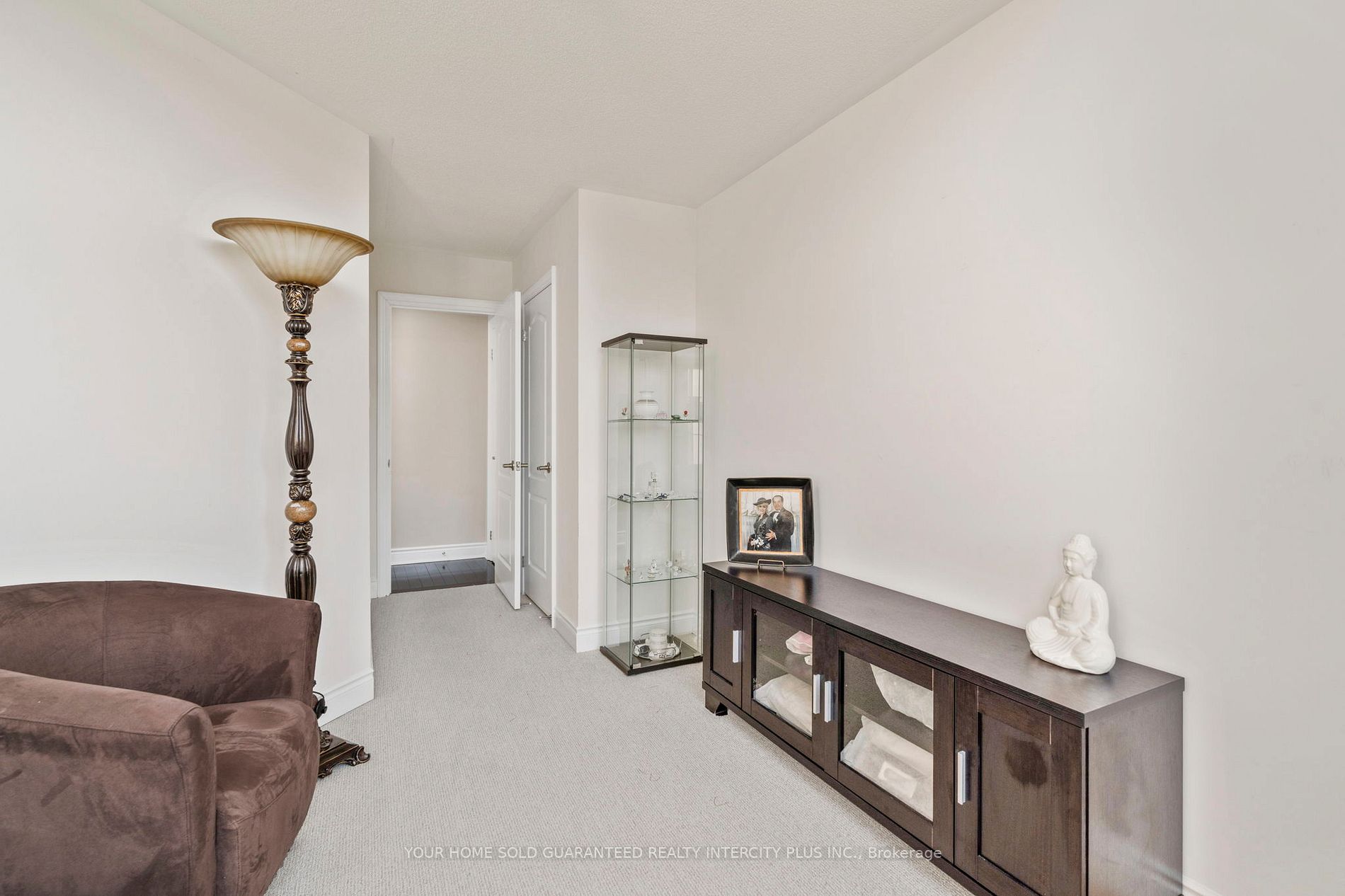 137 Lindbergh Dr