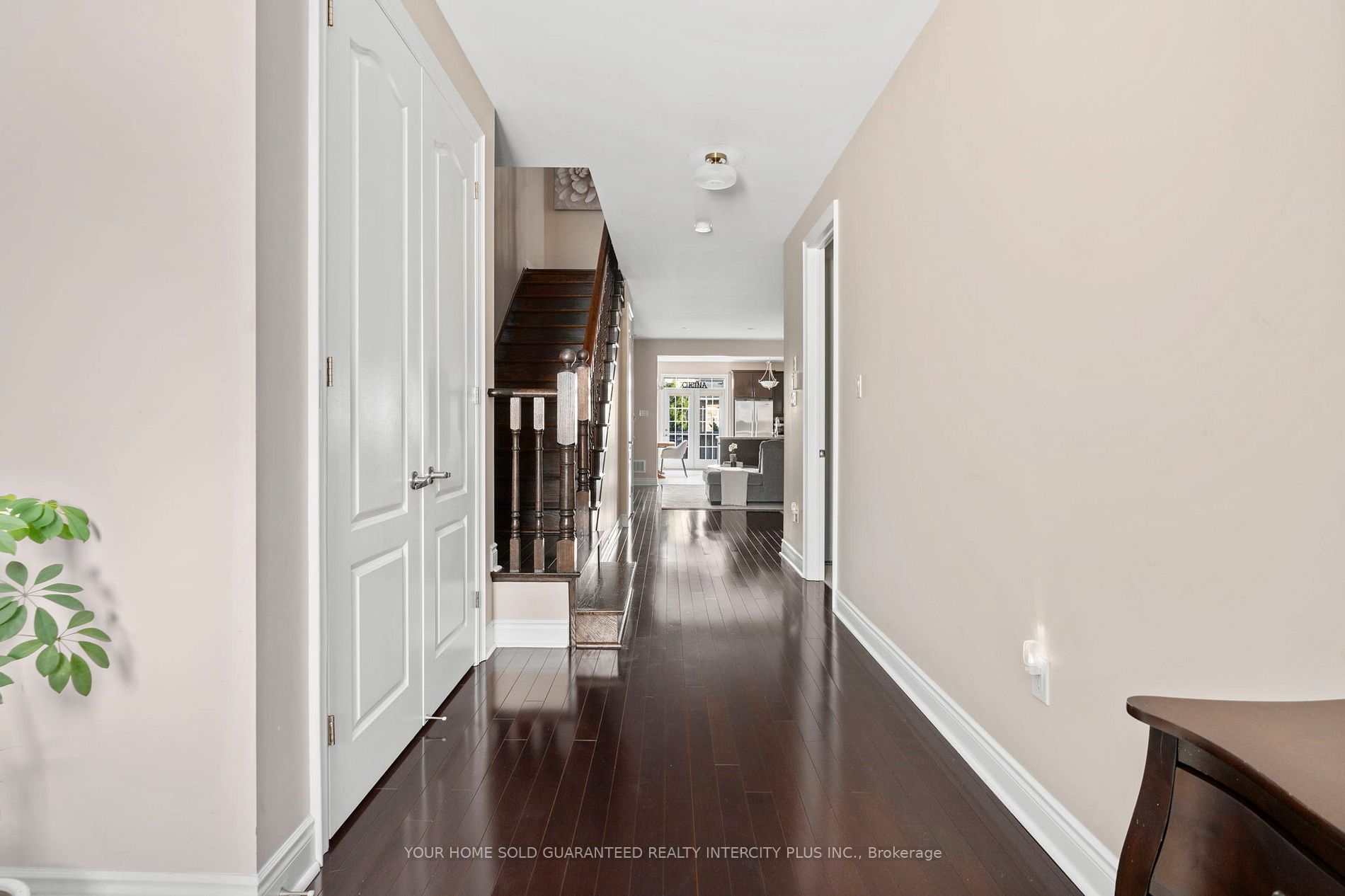 137 Lindbergh Dr
