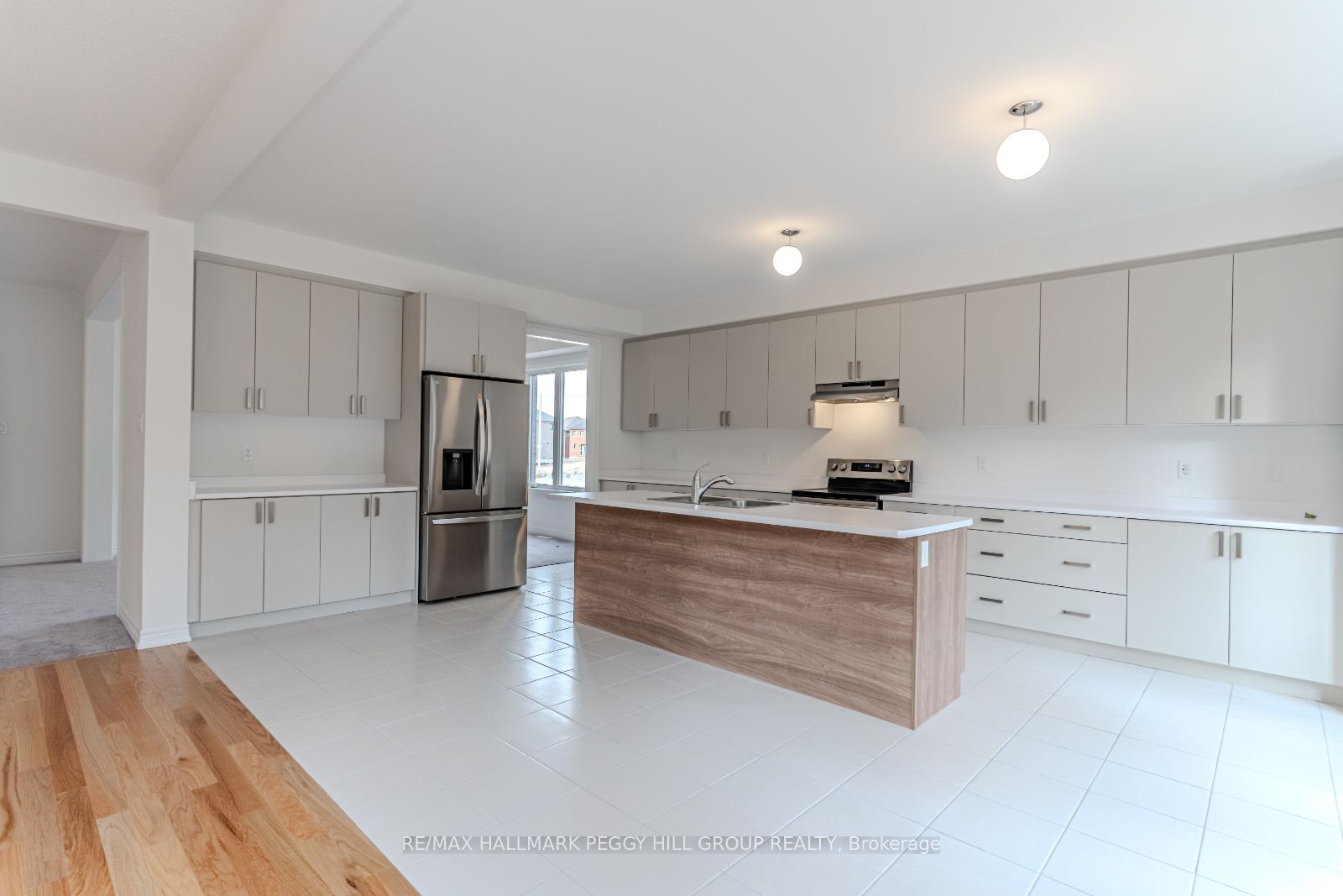 41 Wakefield Blvd
