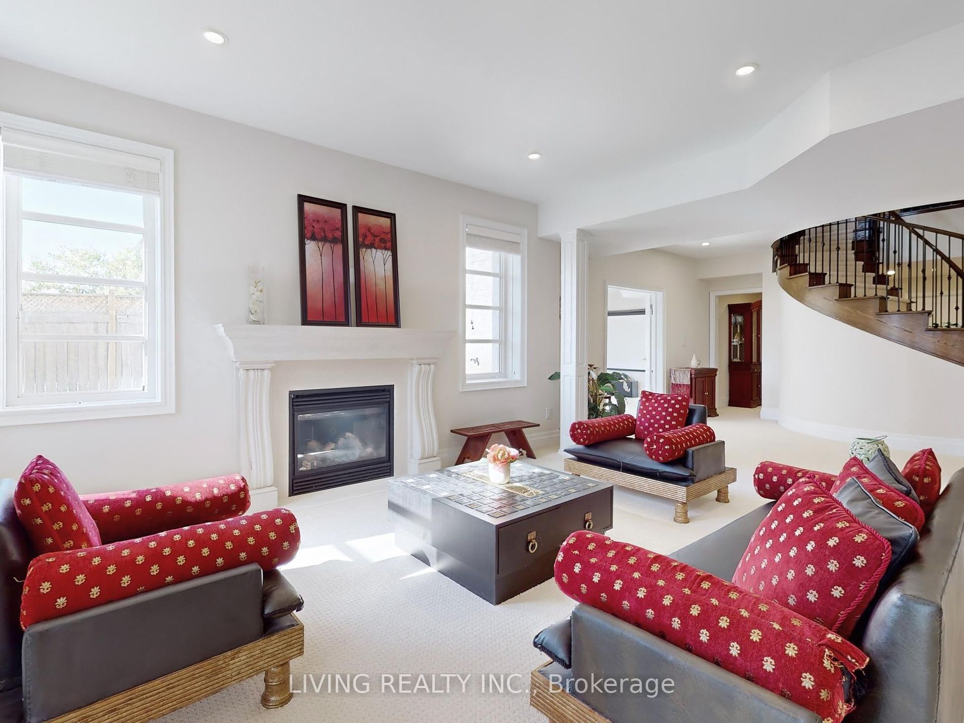 62 Carisbrooke Circ