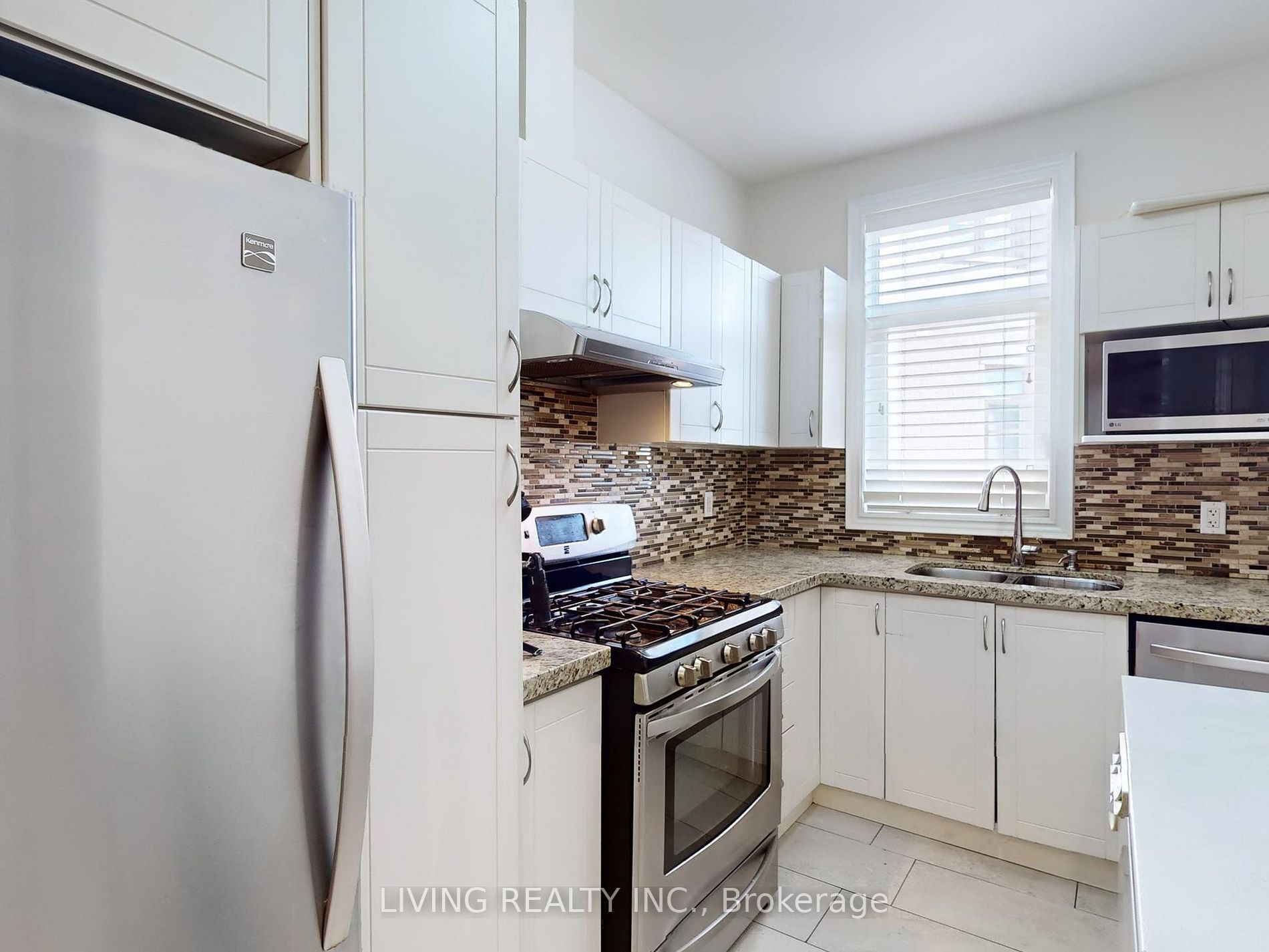 62 Carisbrooke Circ