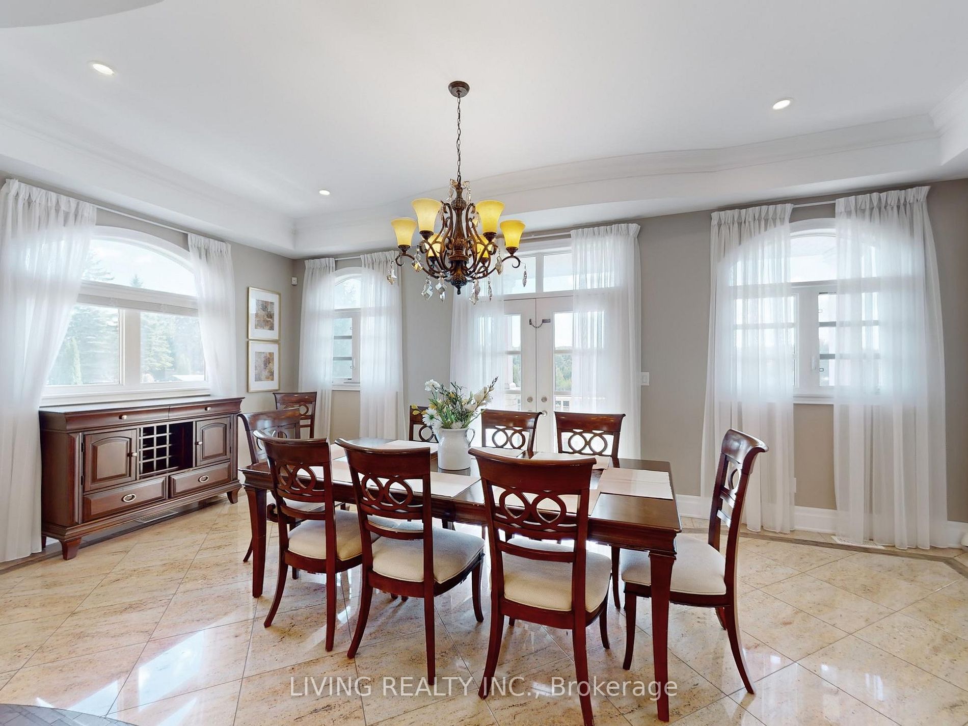62 Carisbrooke Circ