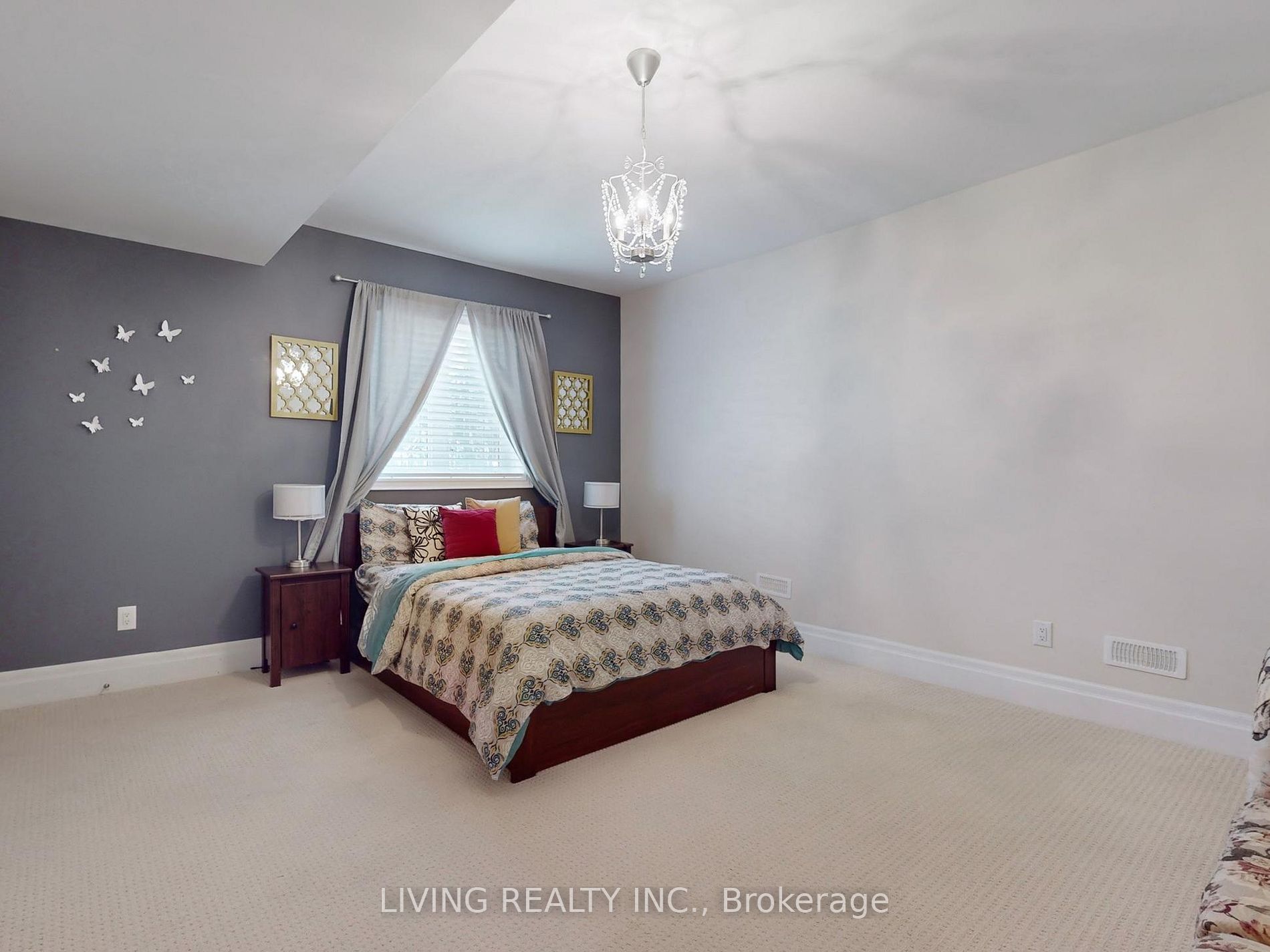 62 Carisbrooke Circ