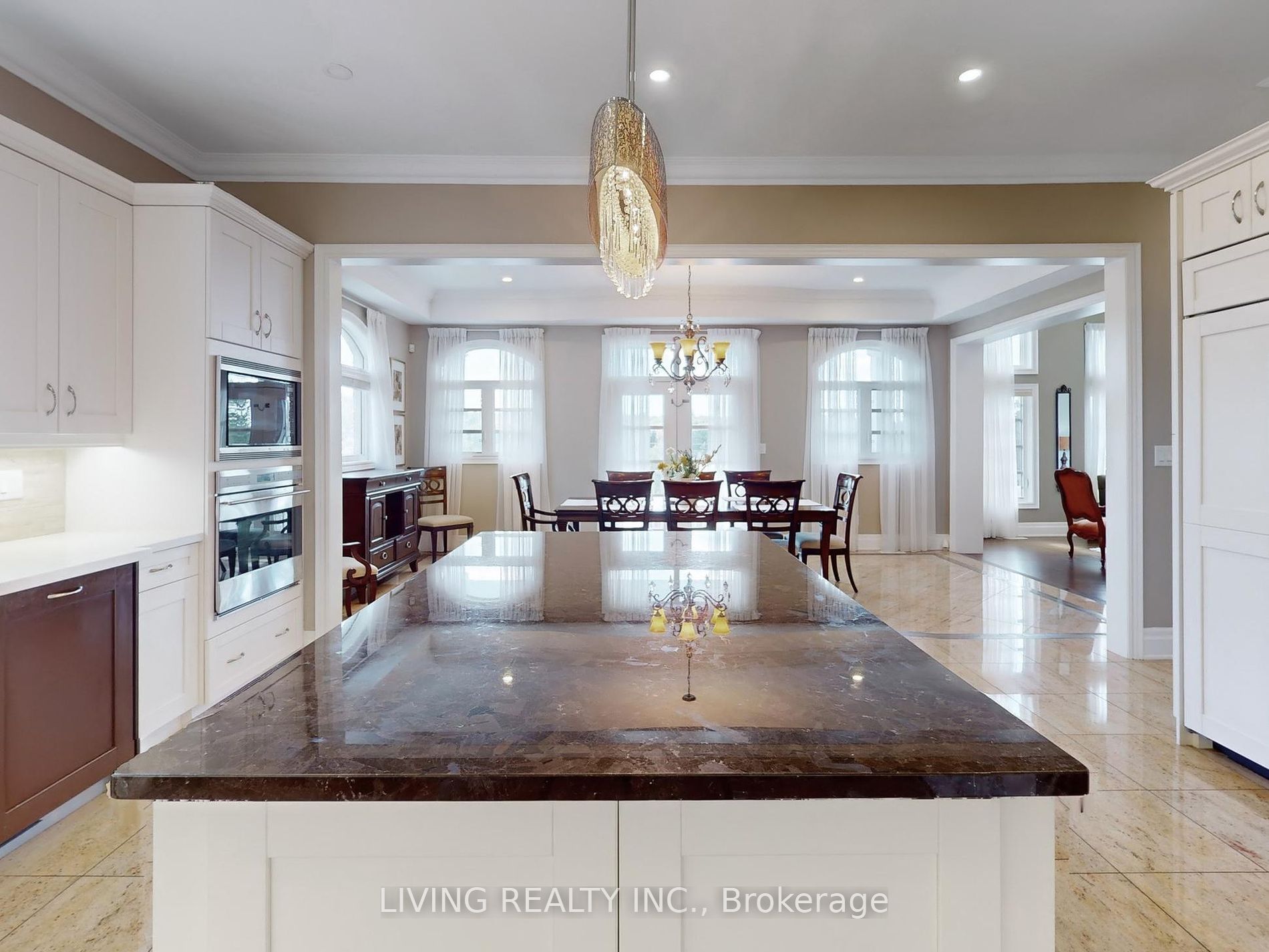 62 Carisbrooke Circ