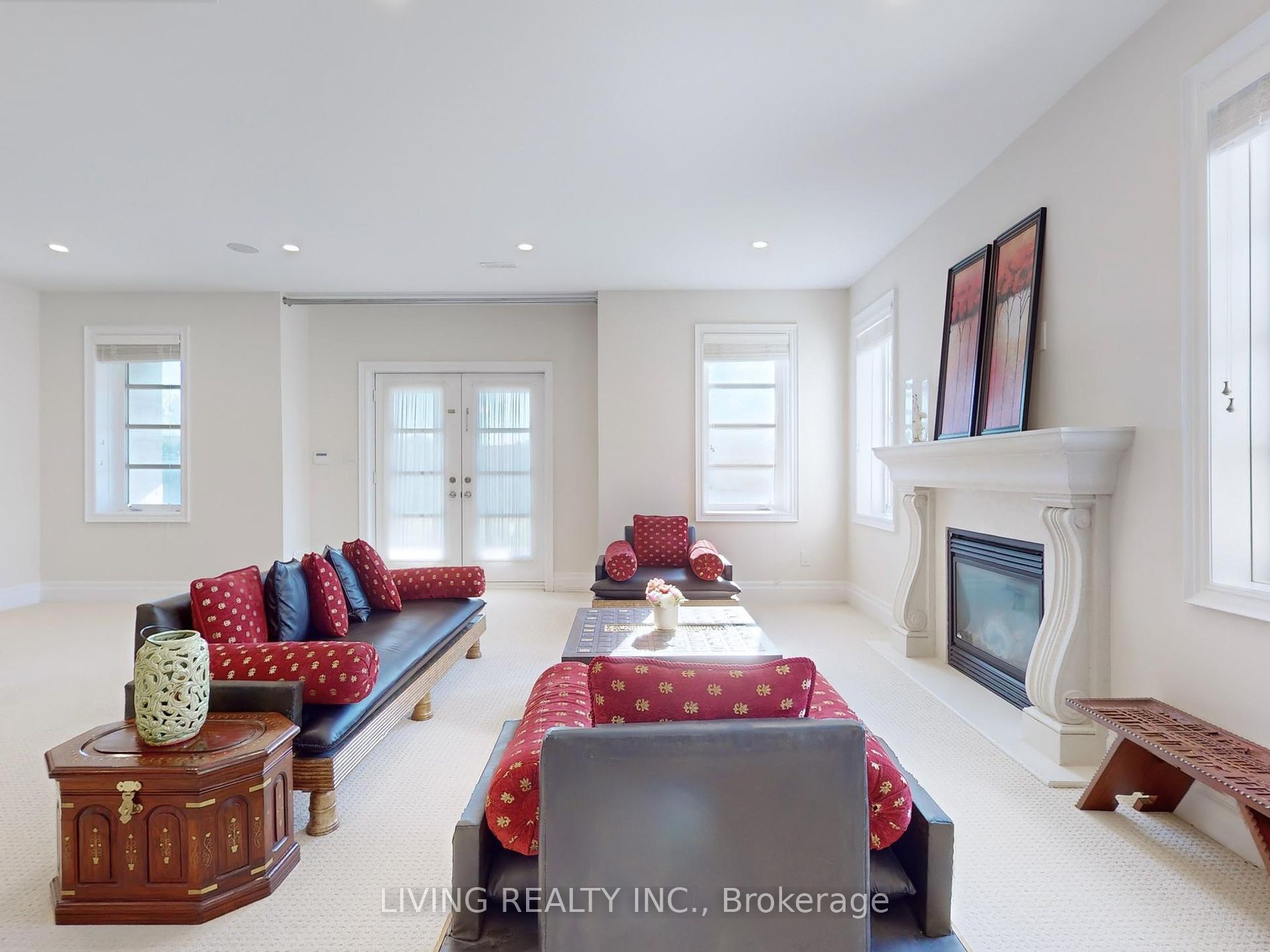 62 Carisbrooke Circ