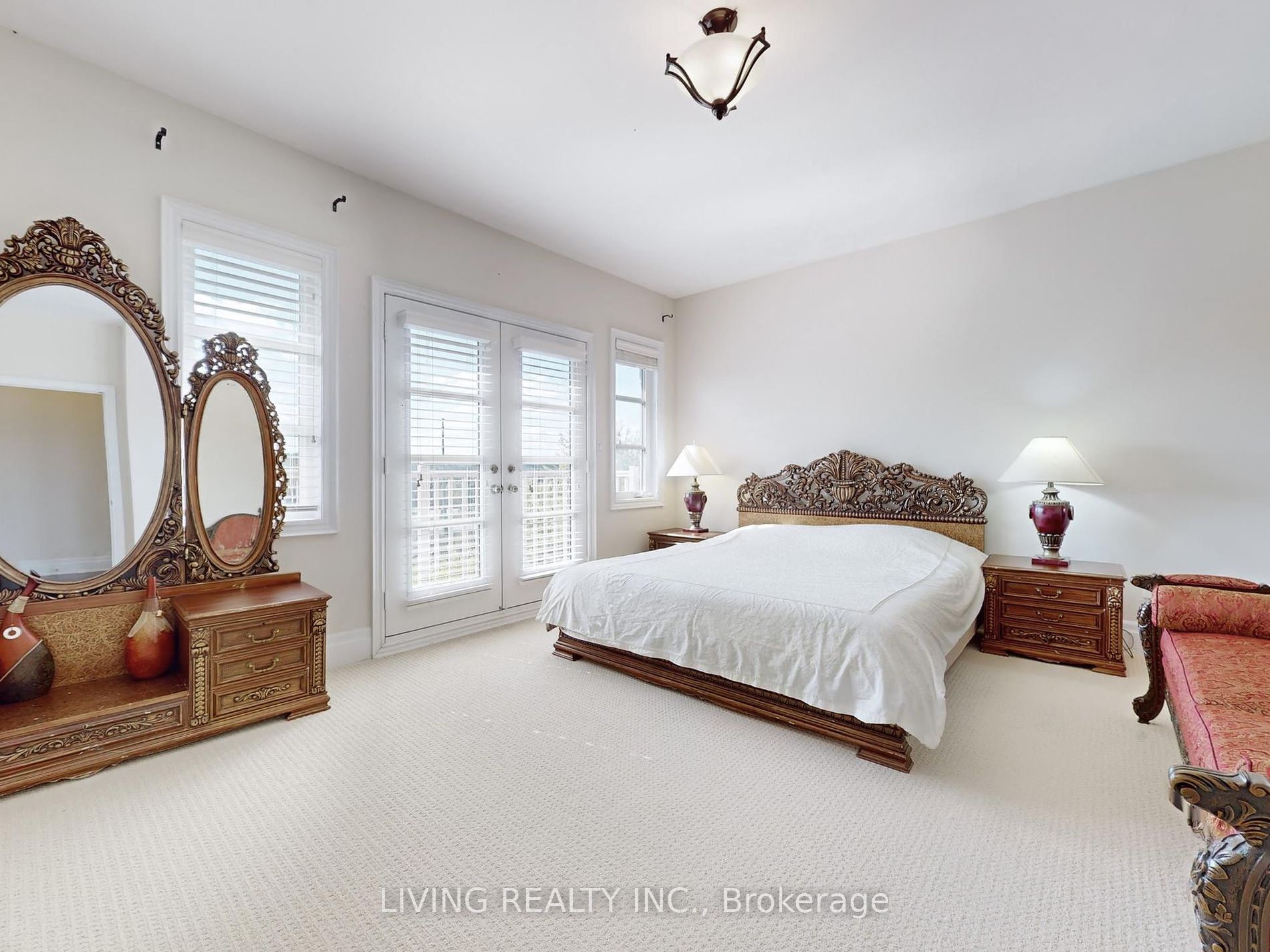 62 Carisbrooke Circ