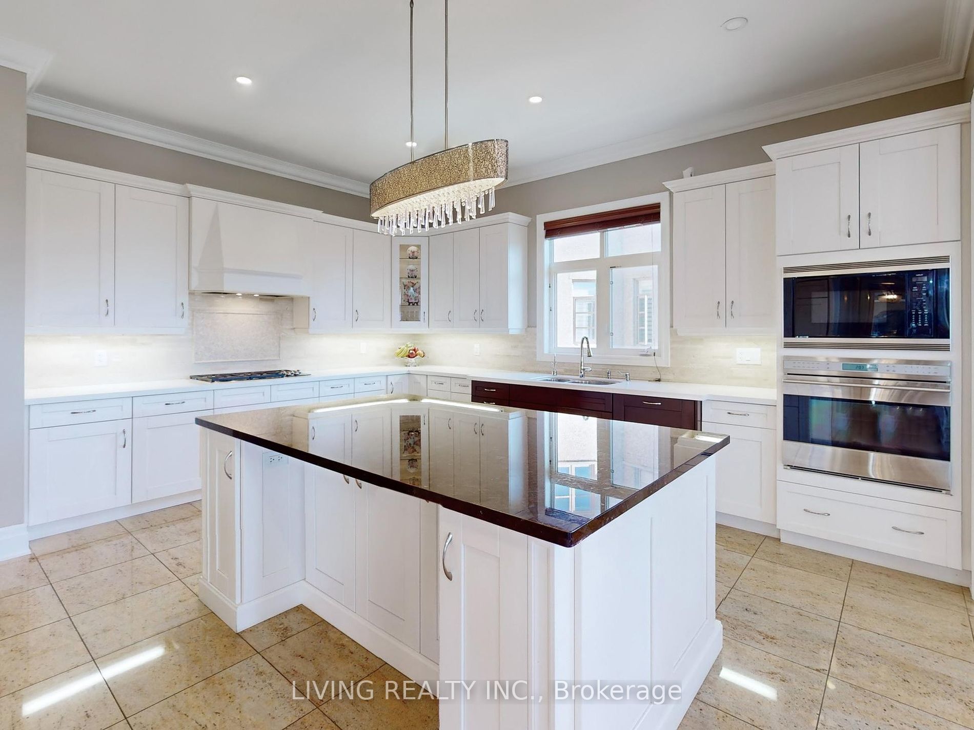 62 Carisbrooke Circ