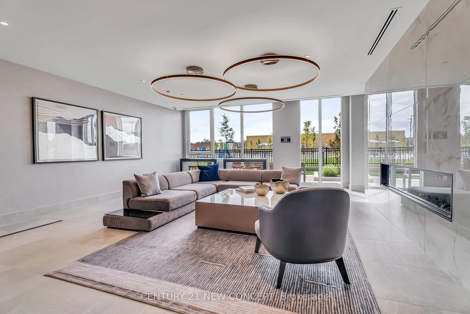 185 Deerfield Rd, #301