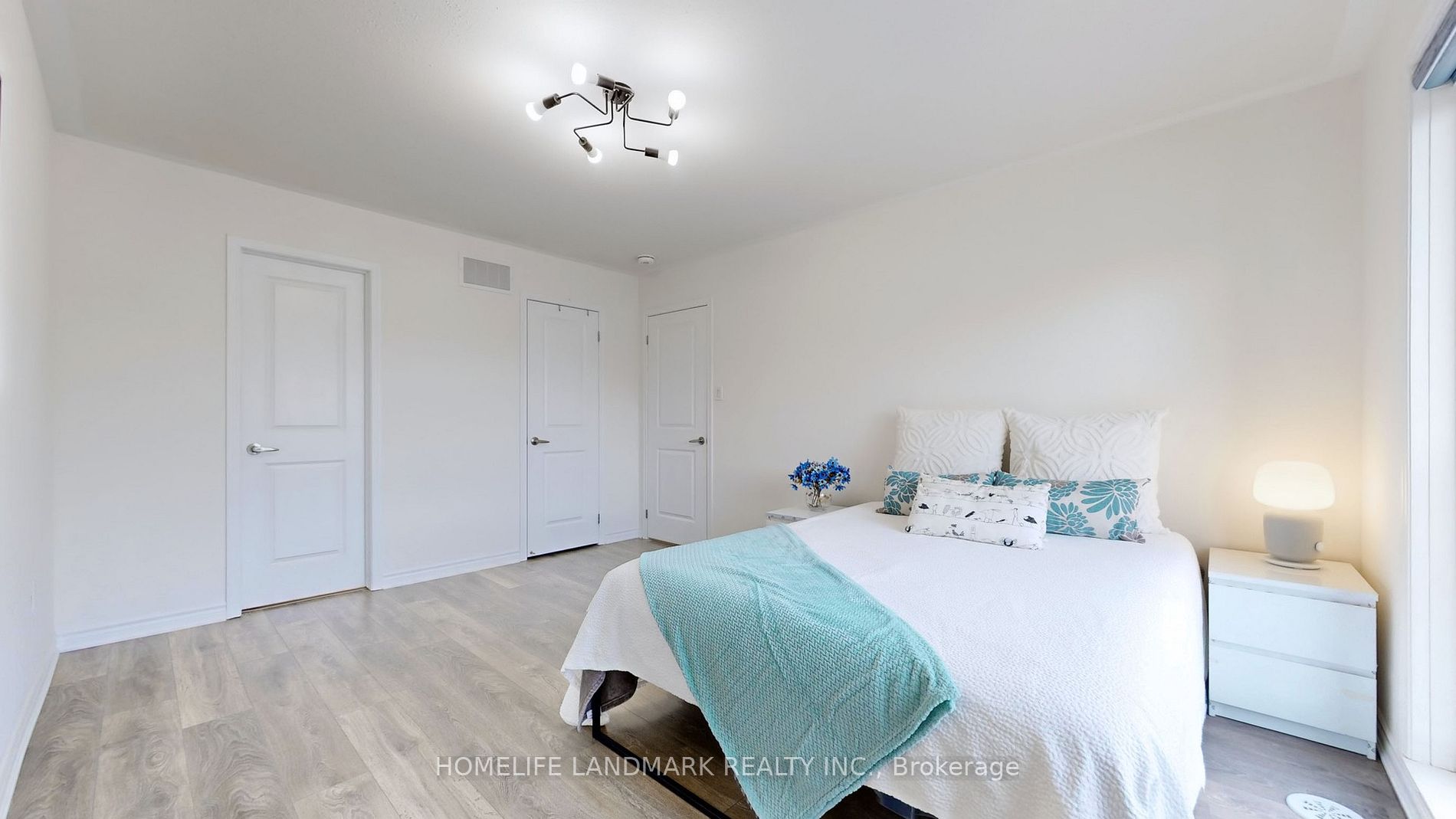 20 Adam Sellers Street, #28