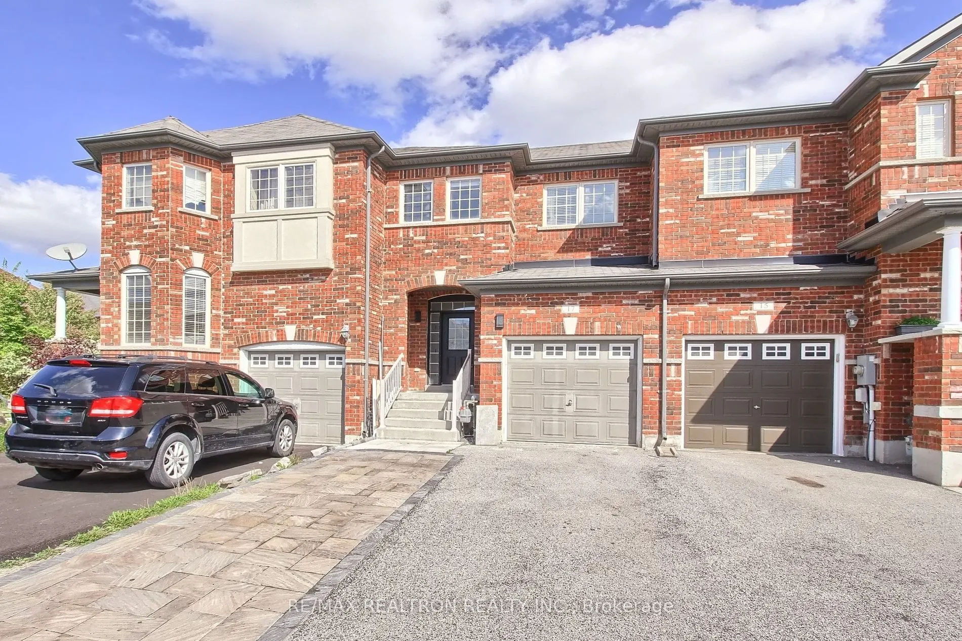 17 Rogers Tr