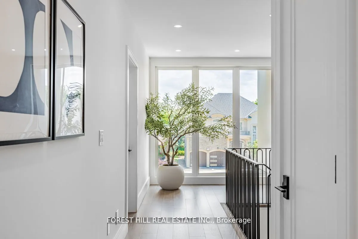 68 Elm Ave