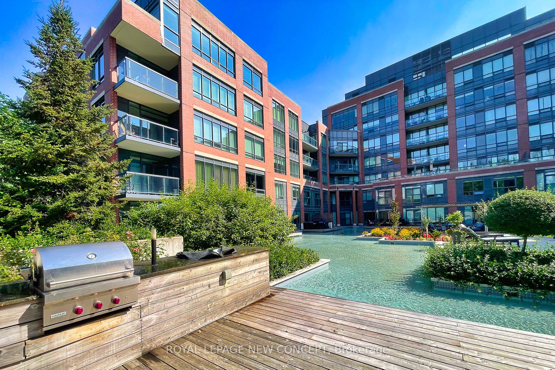 7608 Yonge St, #106