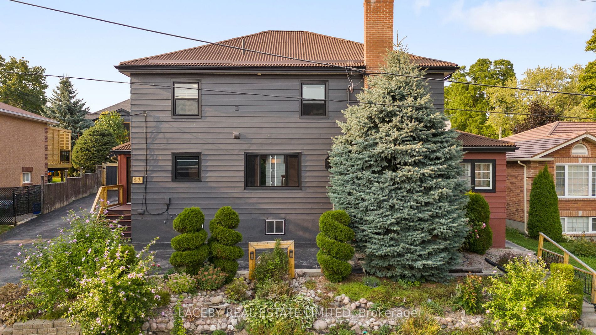 57 Hurd St