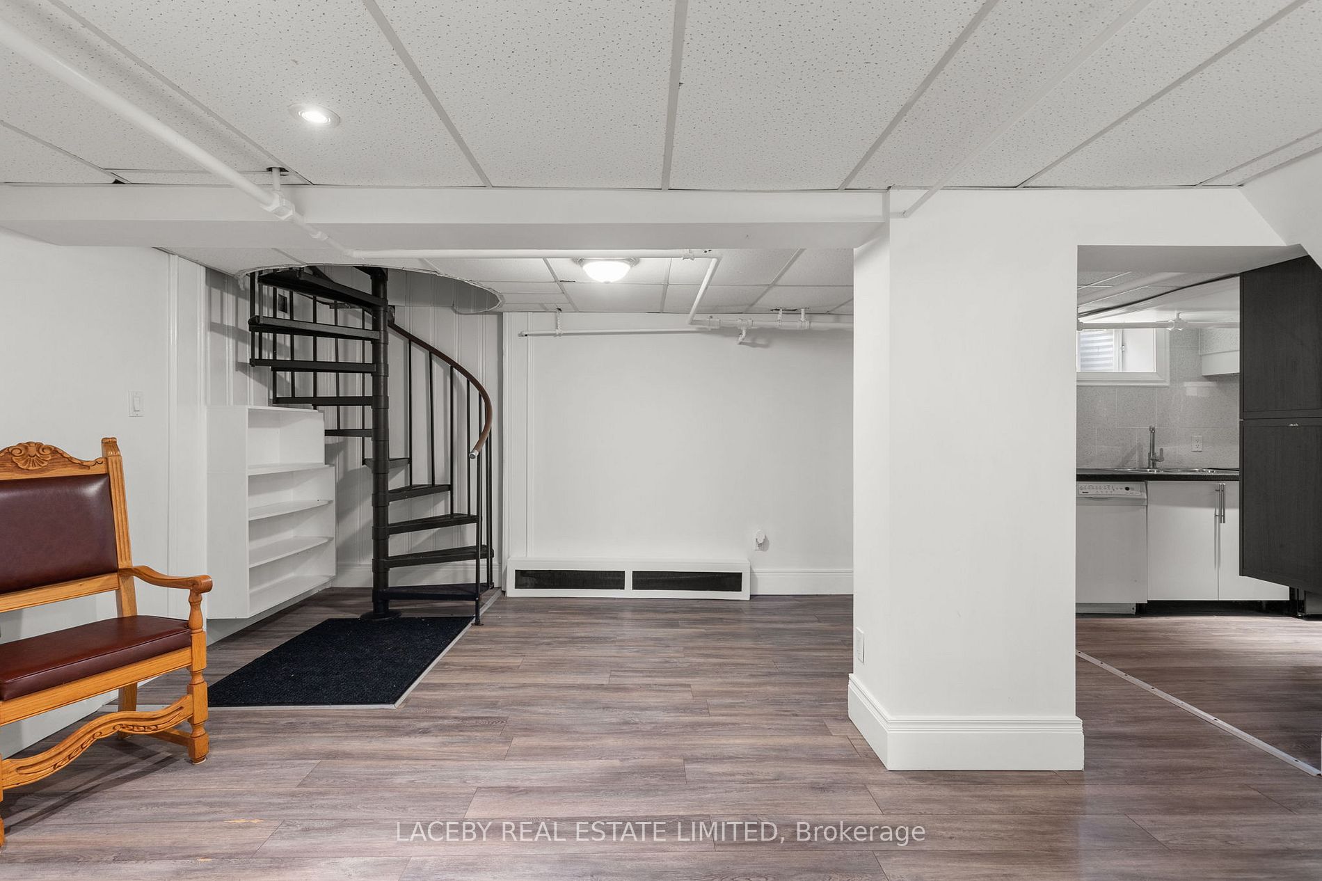 57 Hurd St