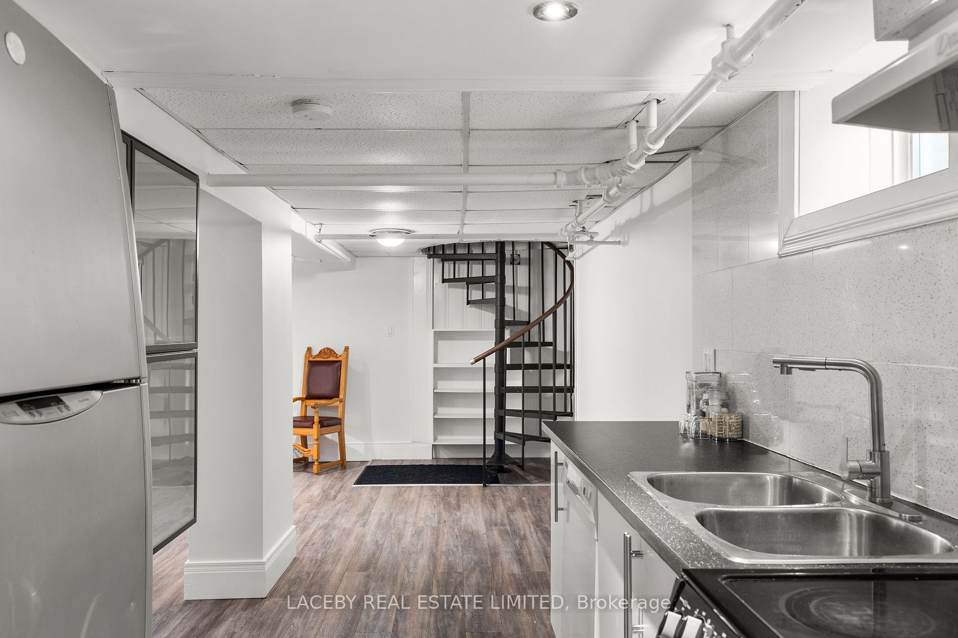 57 Hurd St