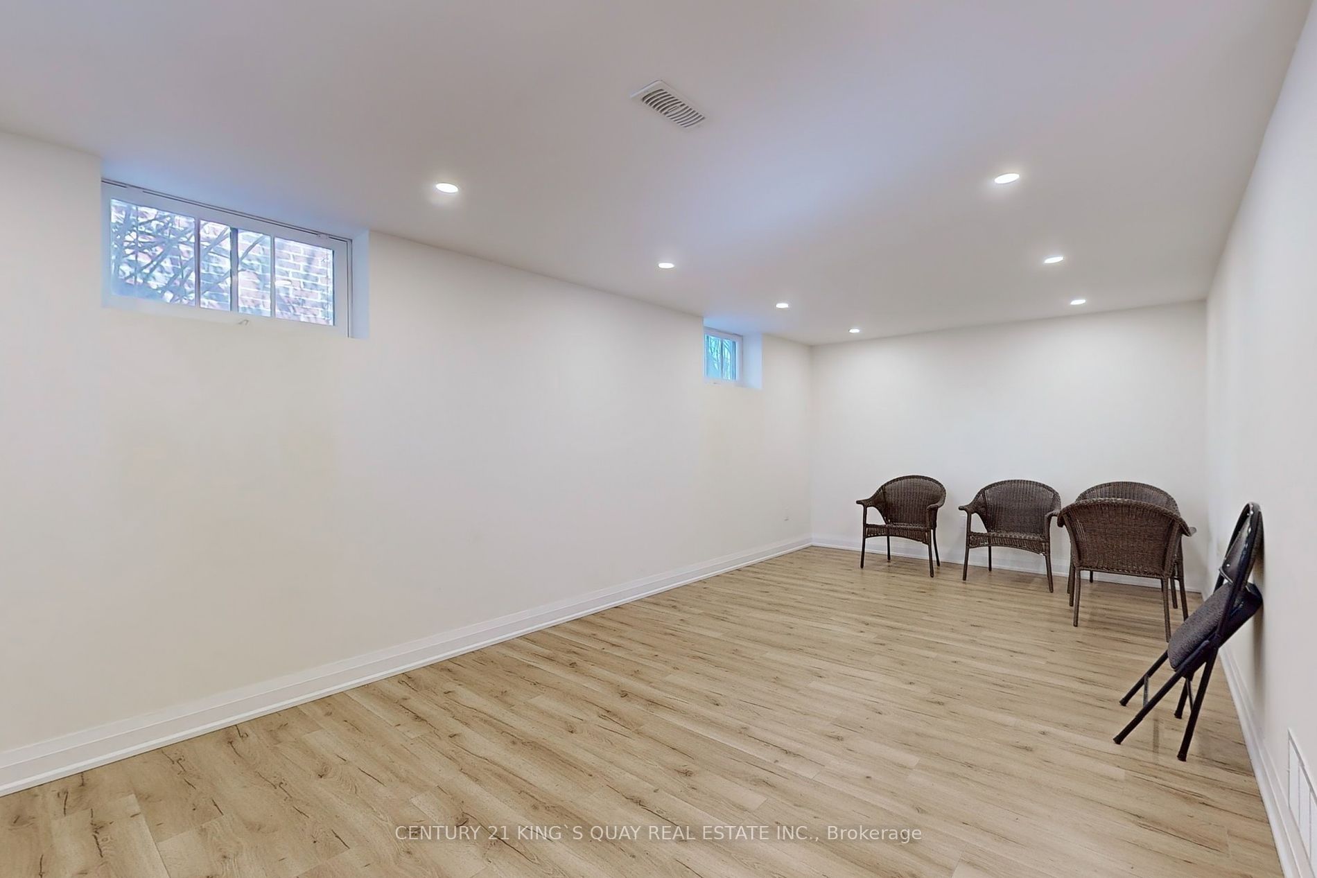 4 Honeybourne Cres