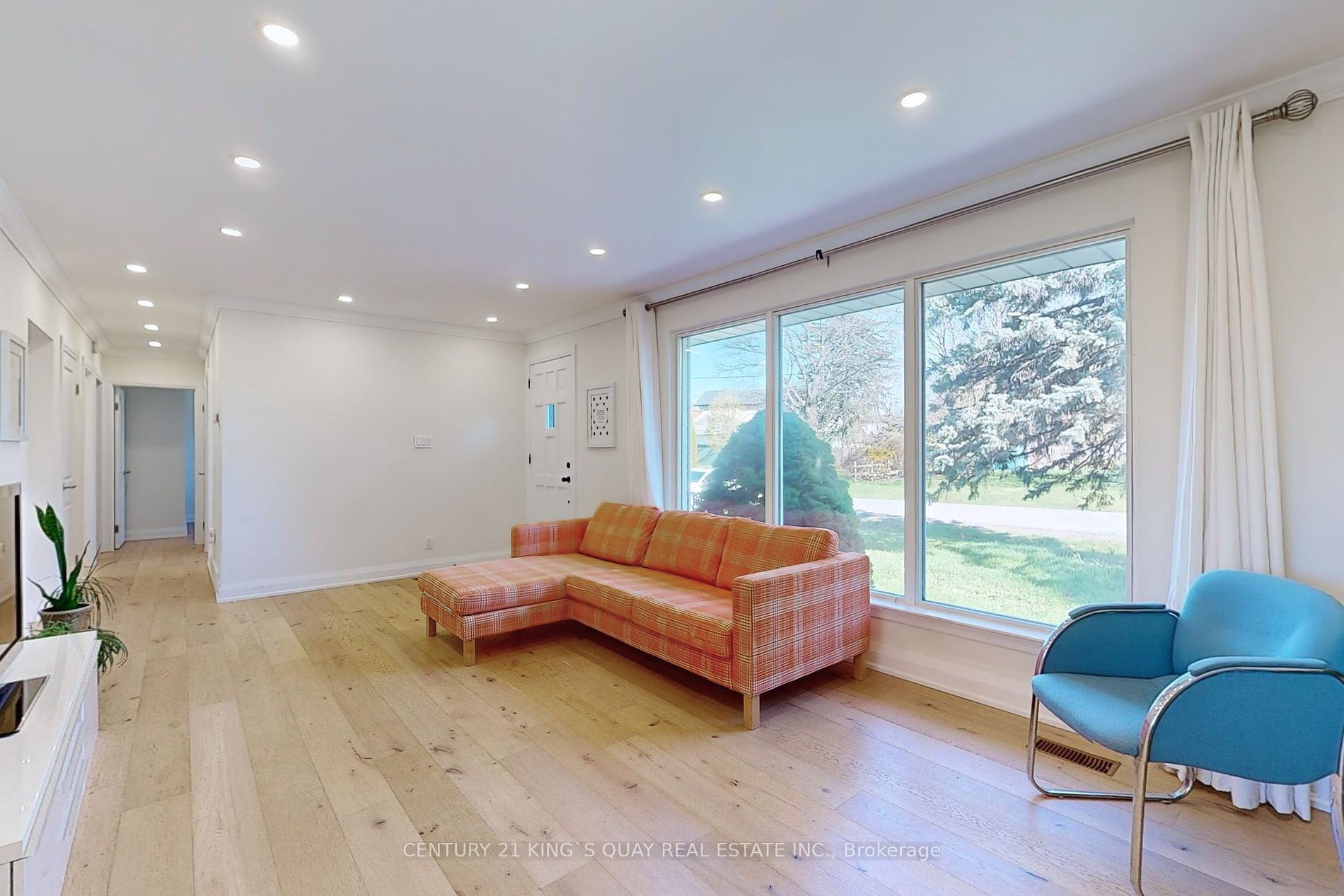 4 Honeybourne Cres