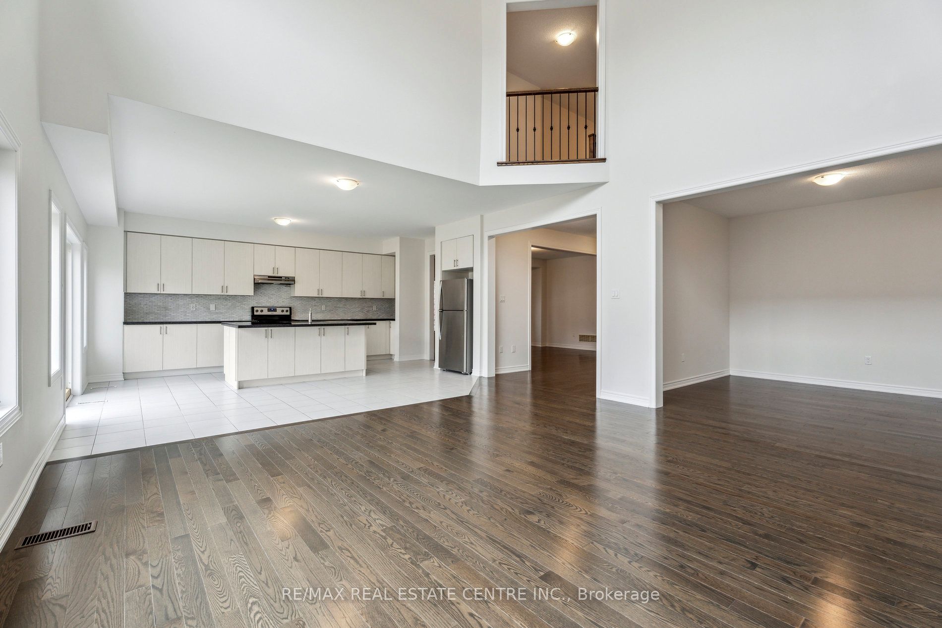 1042 Cole St