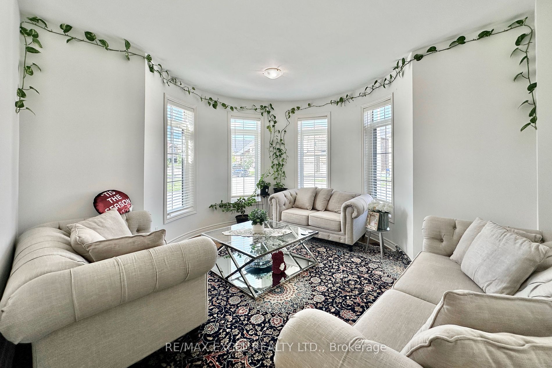 21 Tupling St