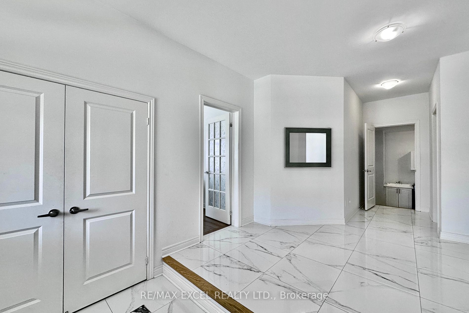 21 Tupling St