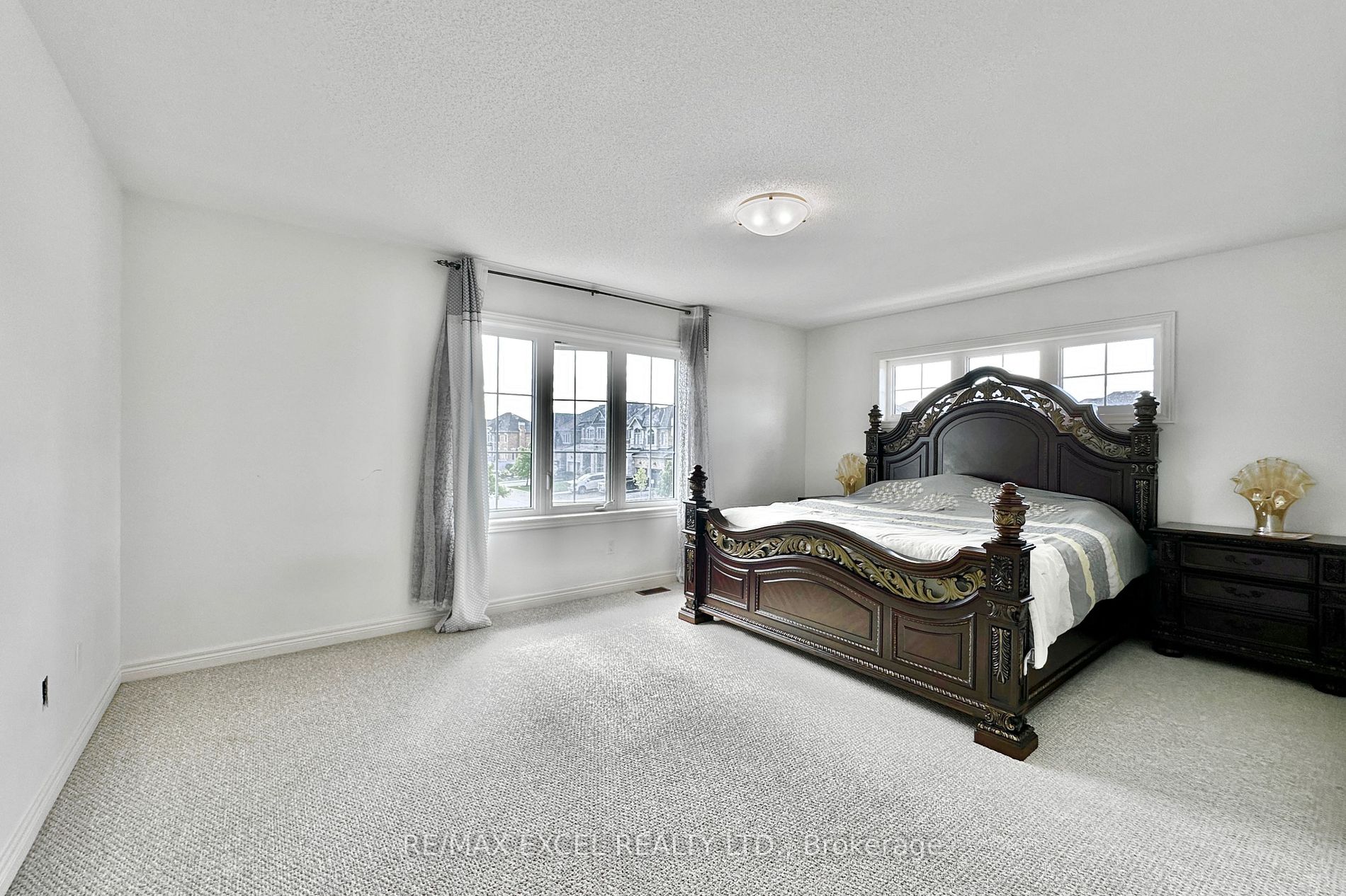 21 Tupling St
