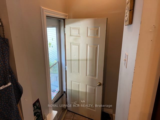 34 Ontario St