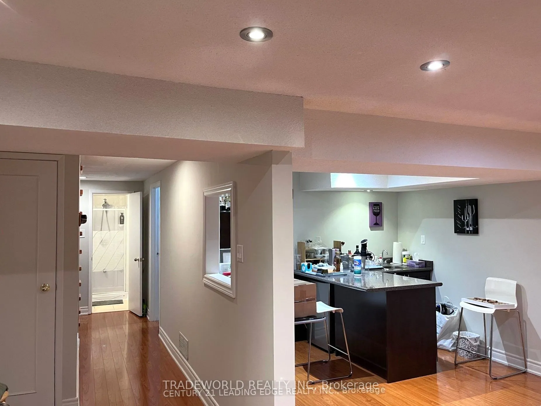 122 Tamarack Dr