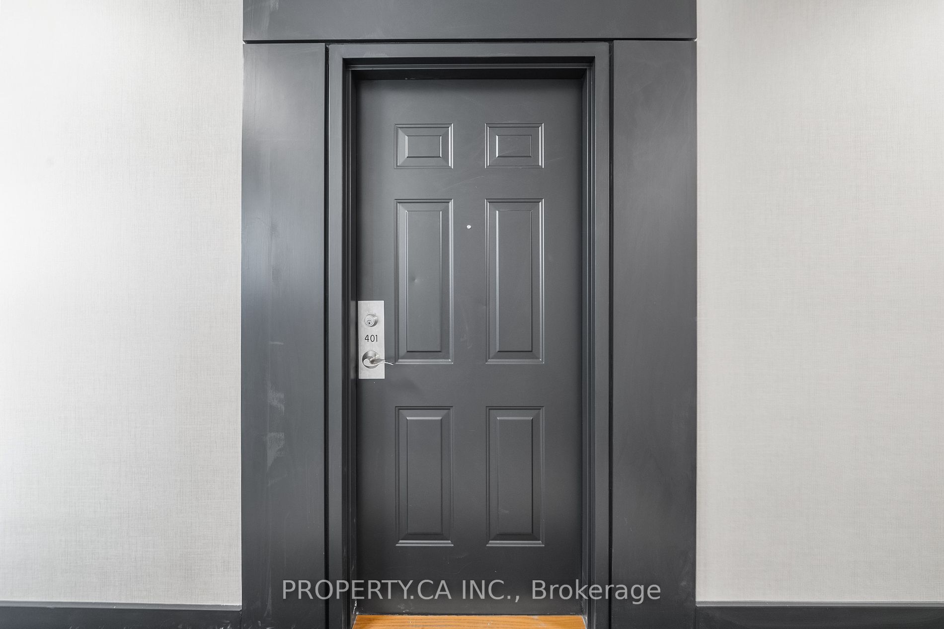 160 Woodbridge Ave, #401