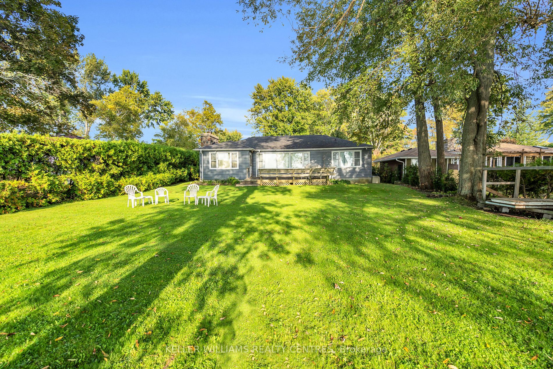 28 McRae Beach Rd S