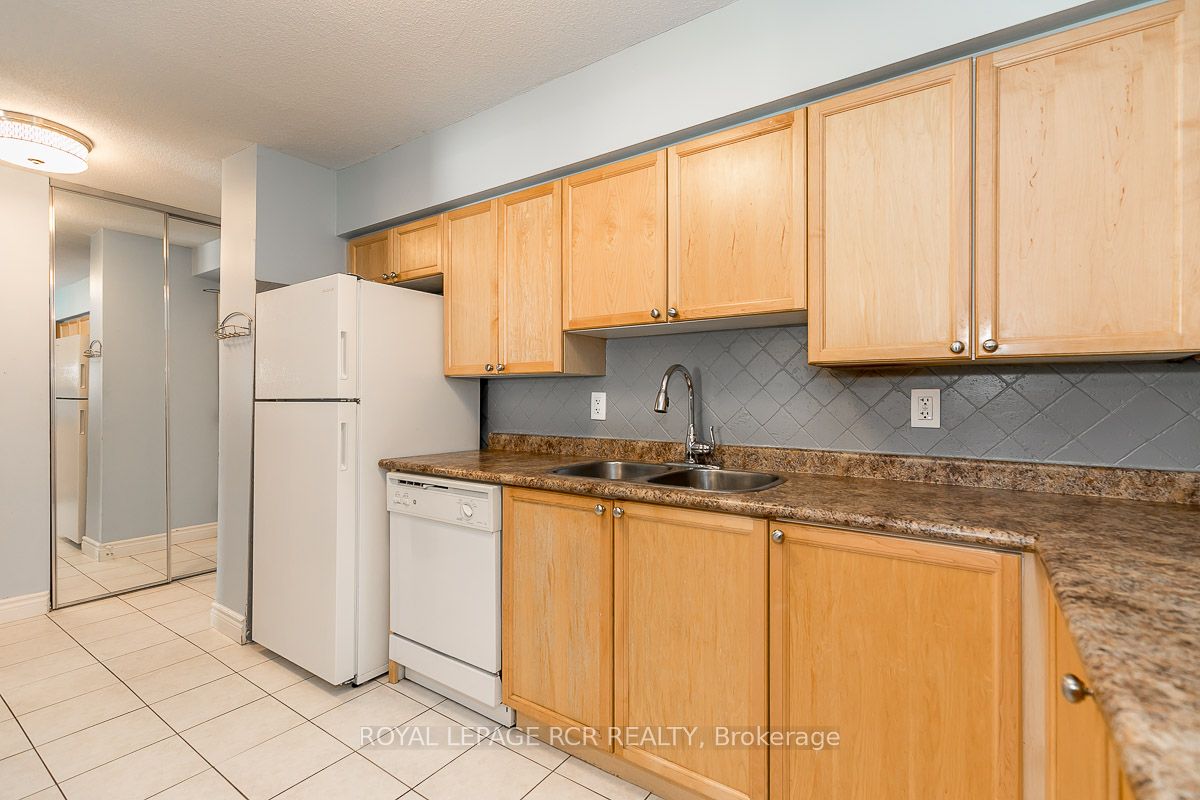 260 Davis Dr, #709