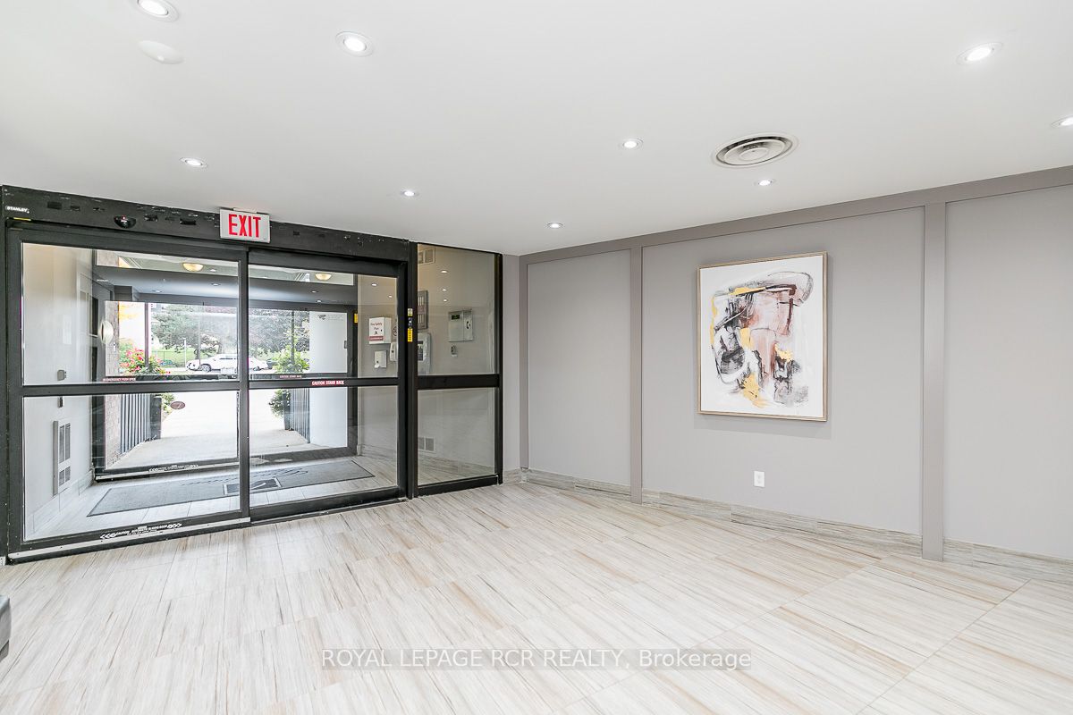 260 Davis Dr, #709
