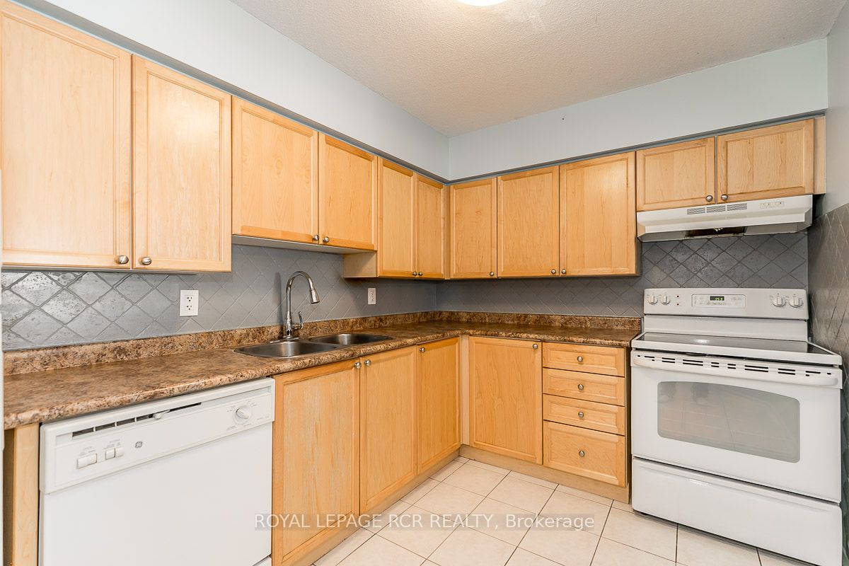 260 Davis Dr, #709