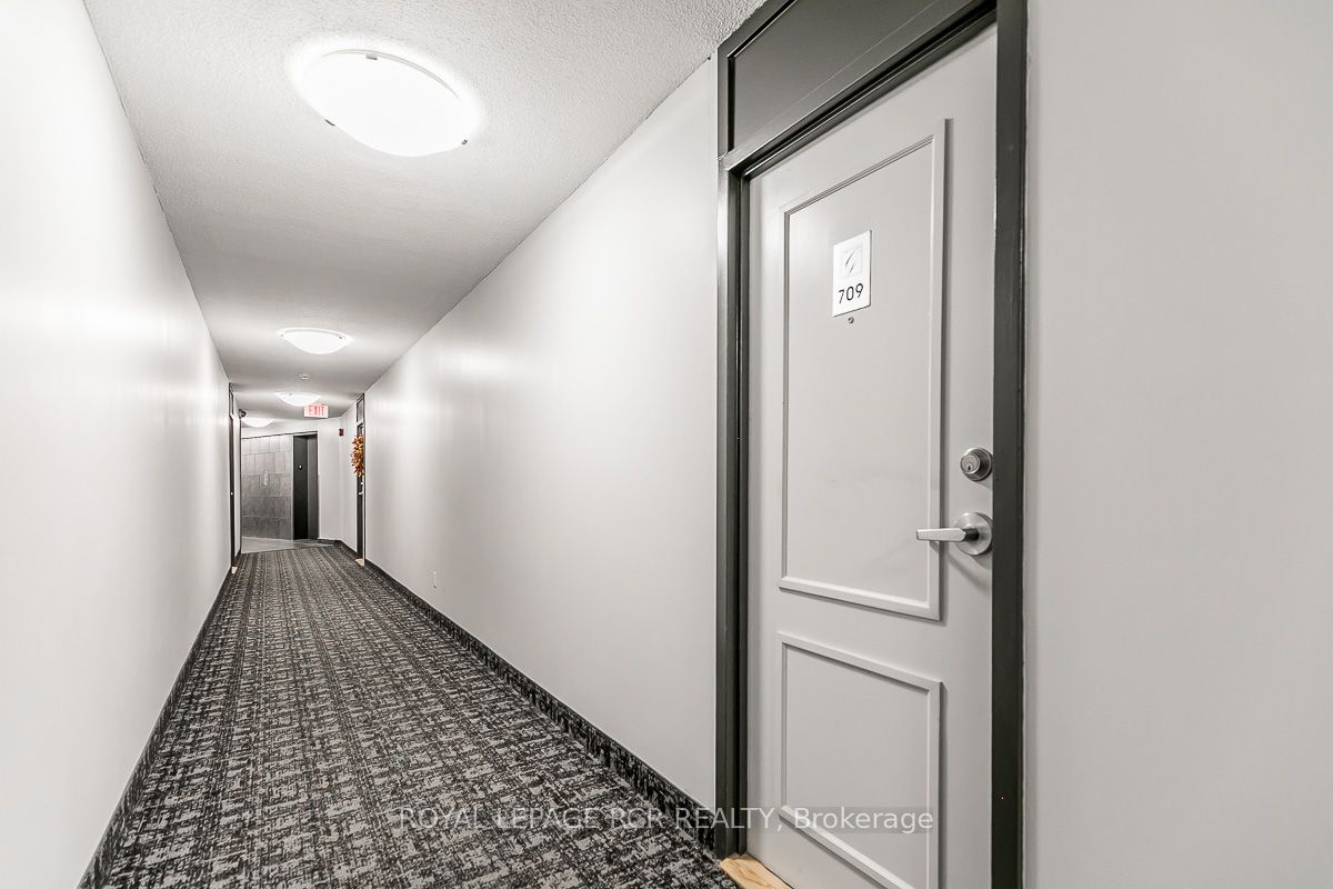 260 Davis Dr, #709