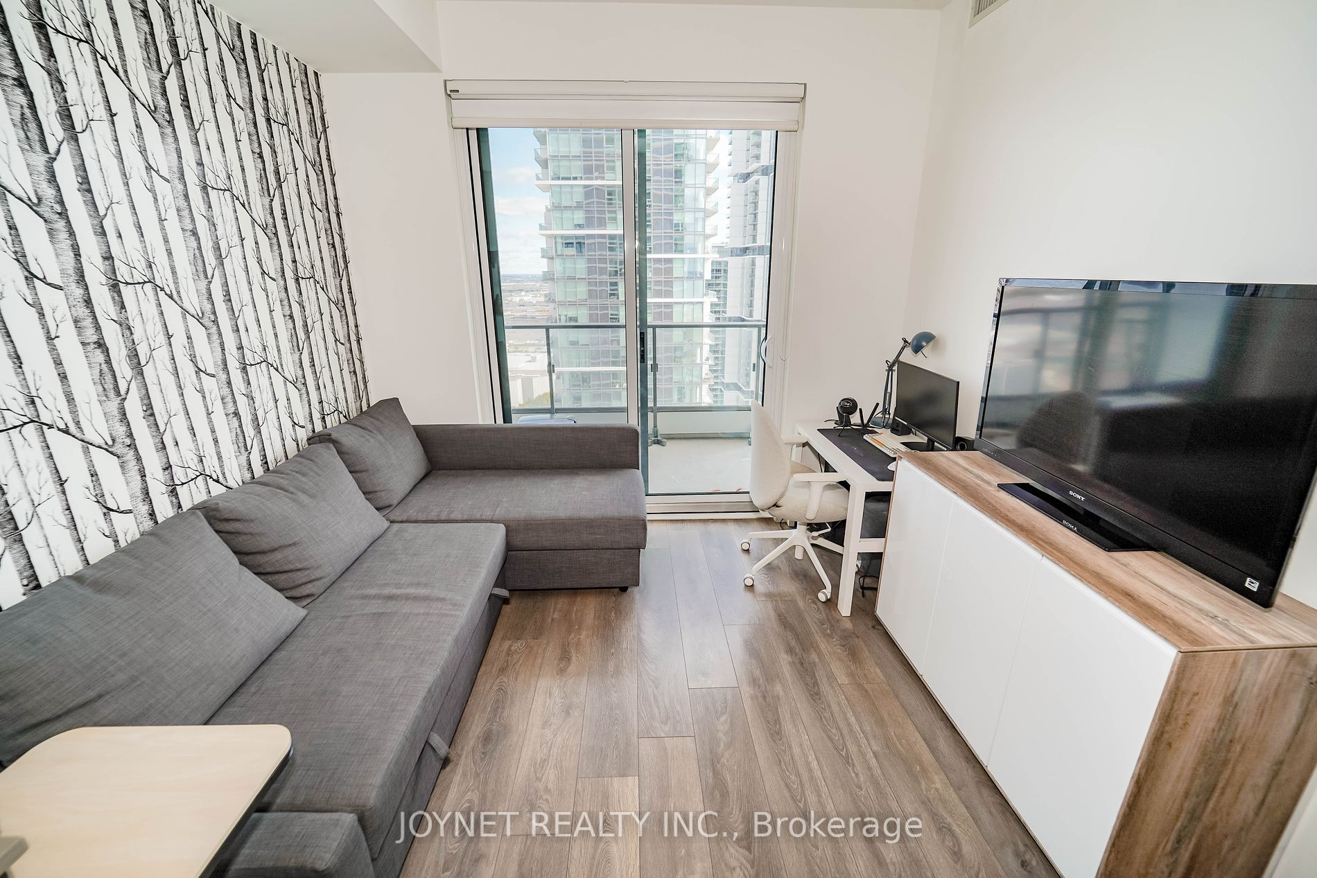 950 Portage Pkwy, #3905