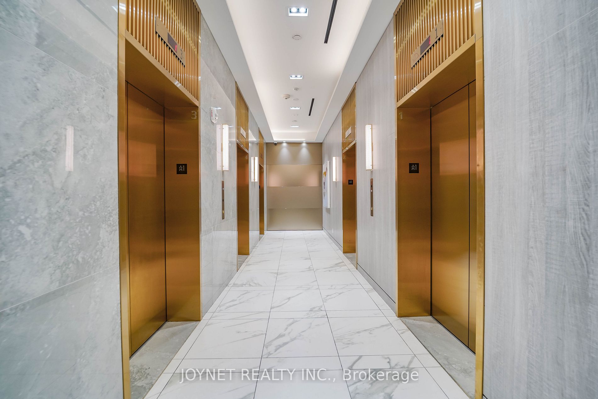950 Portage Pkwy, #3905
