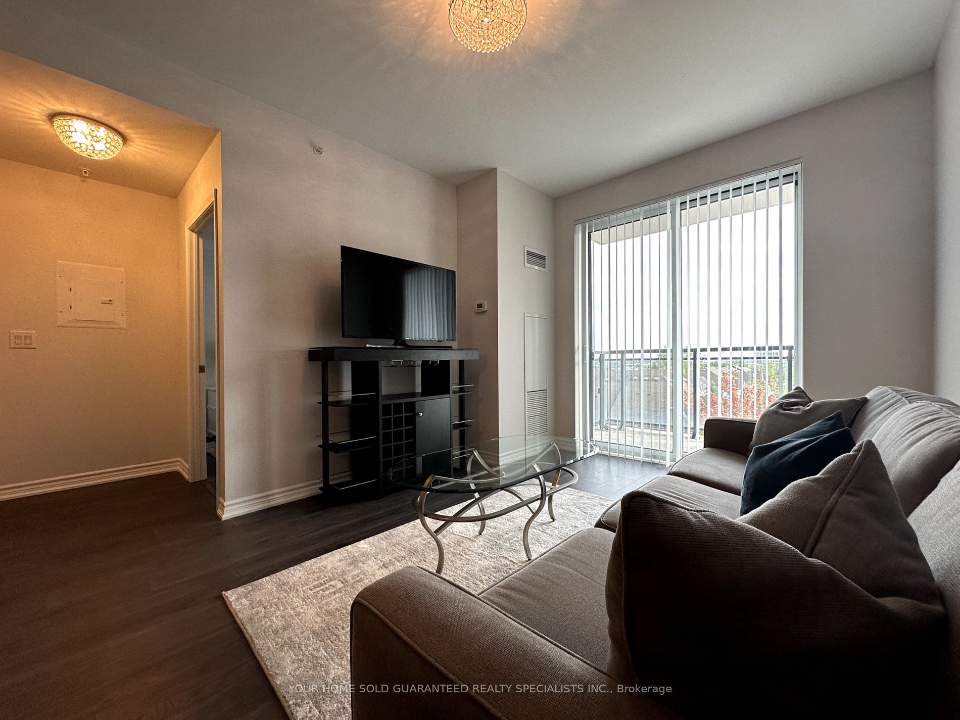 11611 Yonge St, #311