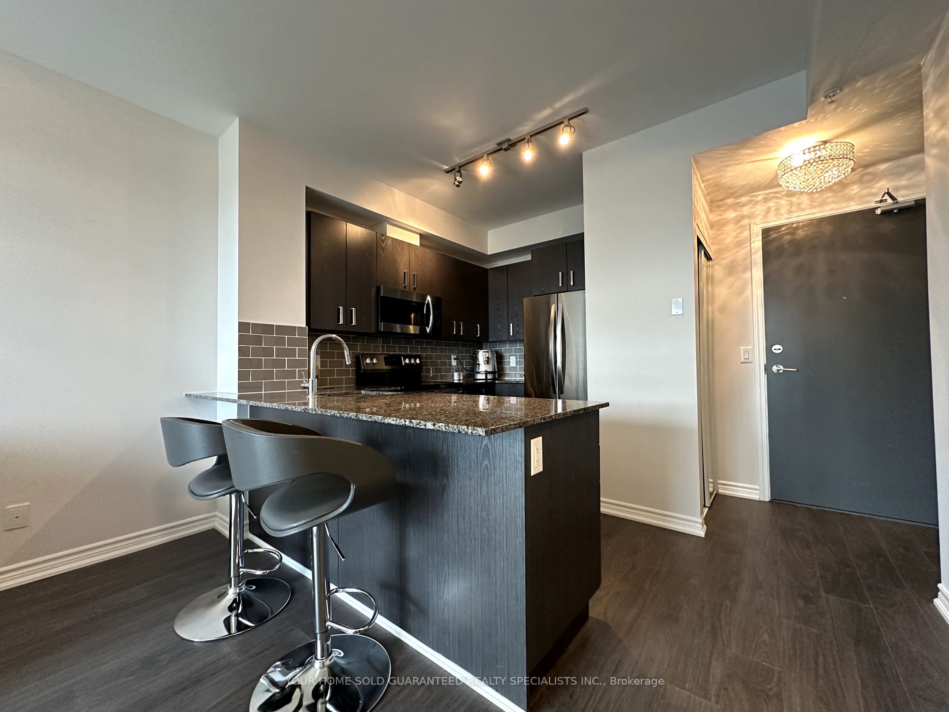 11611 Yonge St, #311
