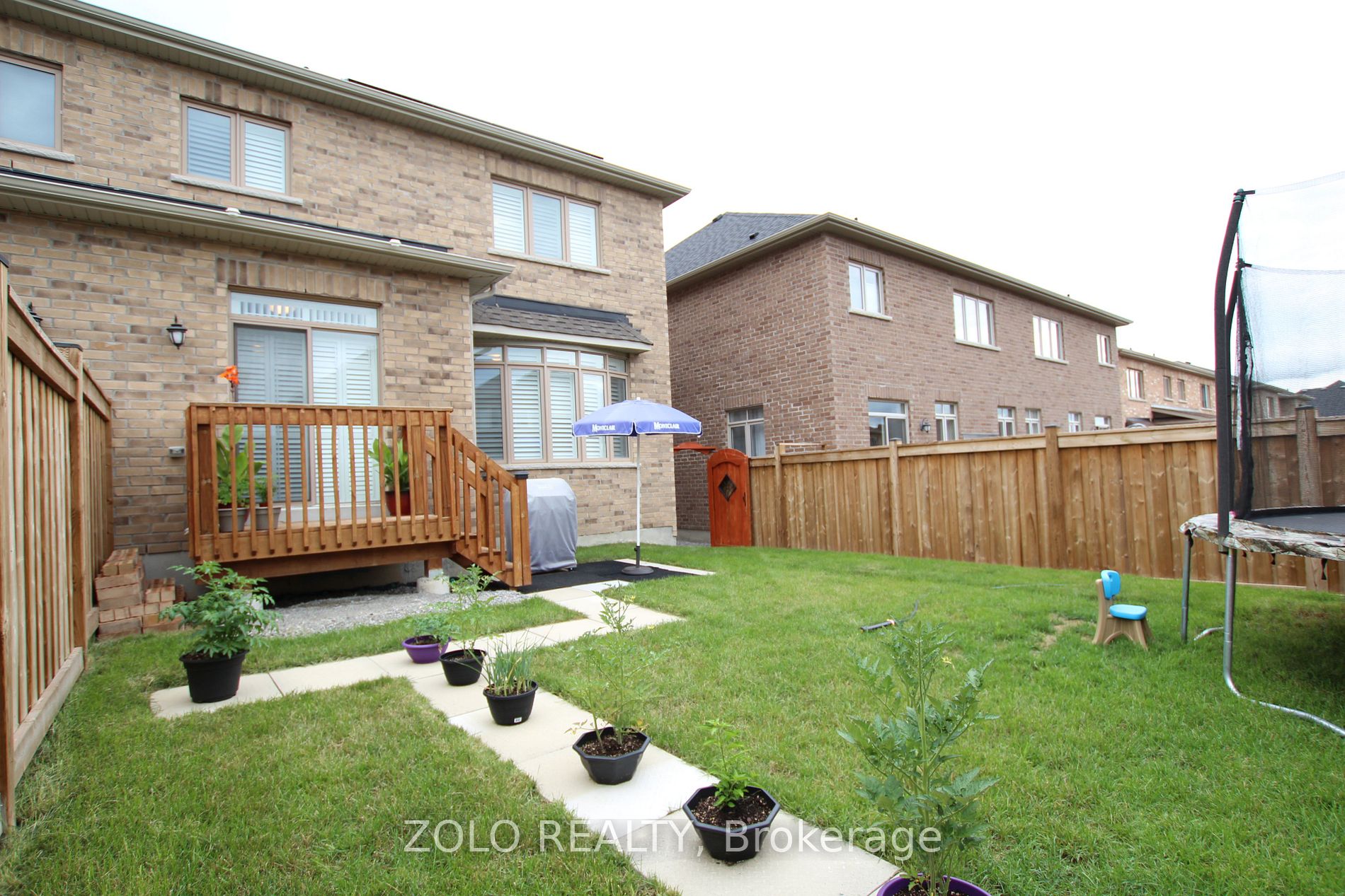 41 Algeo Way