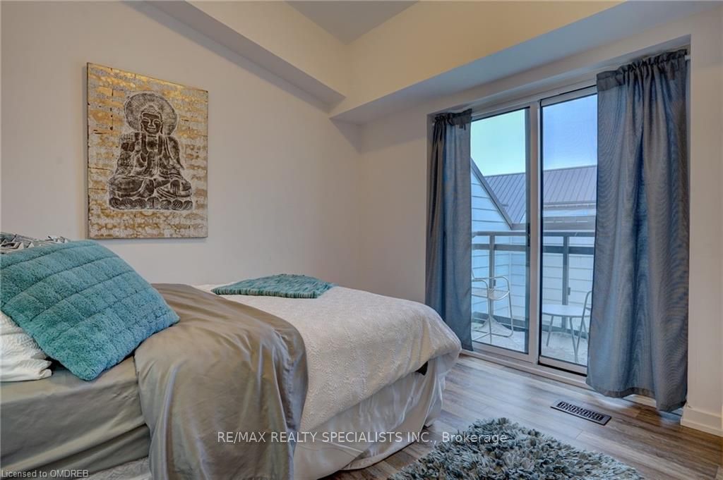 233 Broward Way, #10