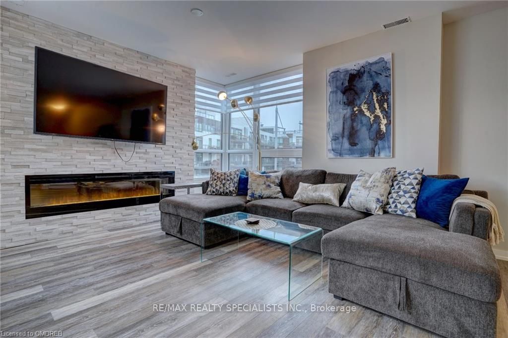 233 Broward Way, #10