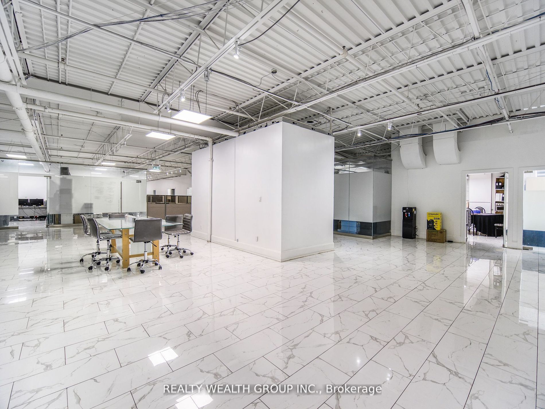 7261 Victoria Park Ave, #3