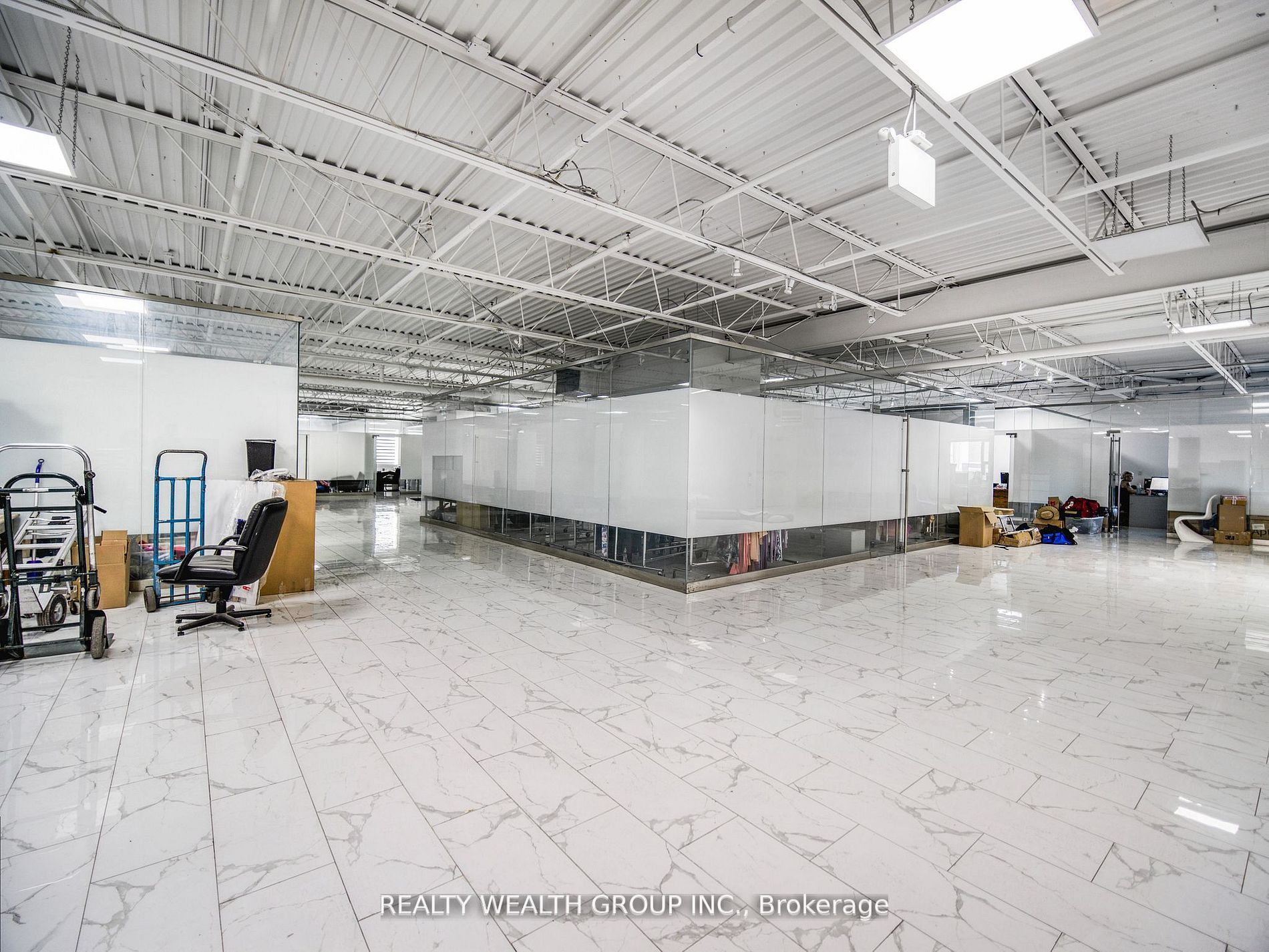 7261 Victoria Park Ave, #3
